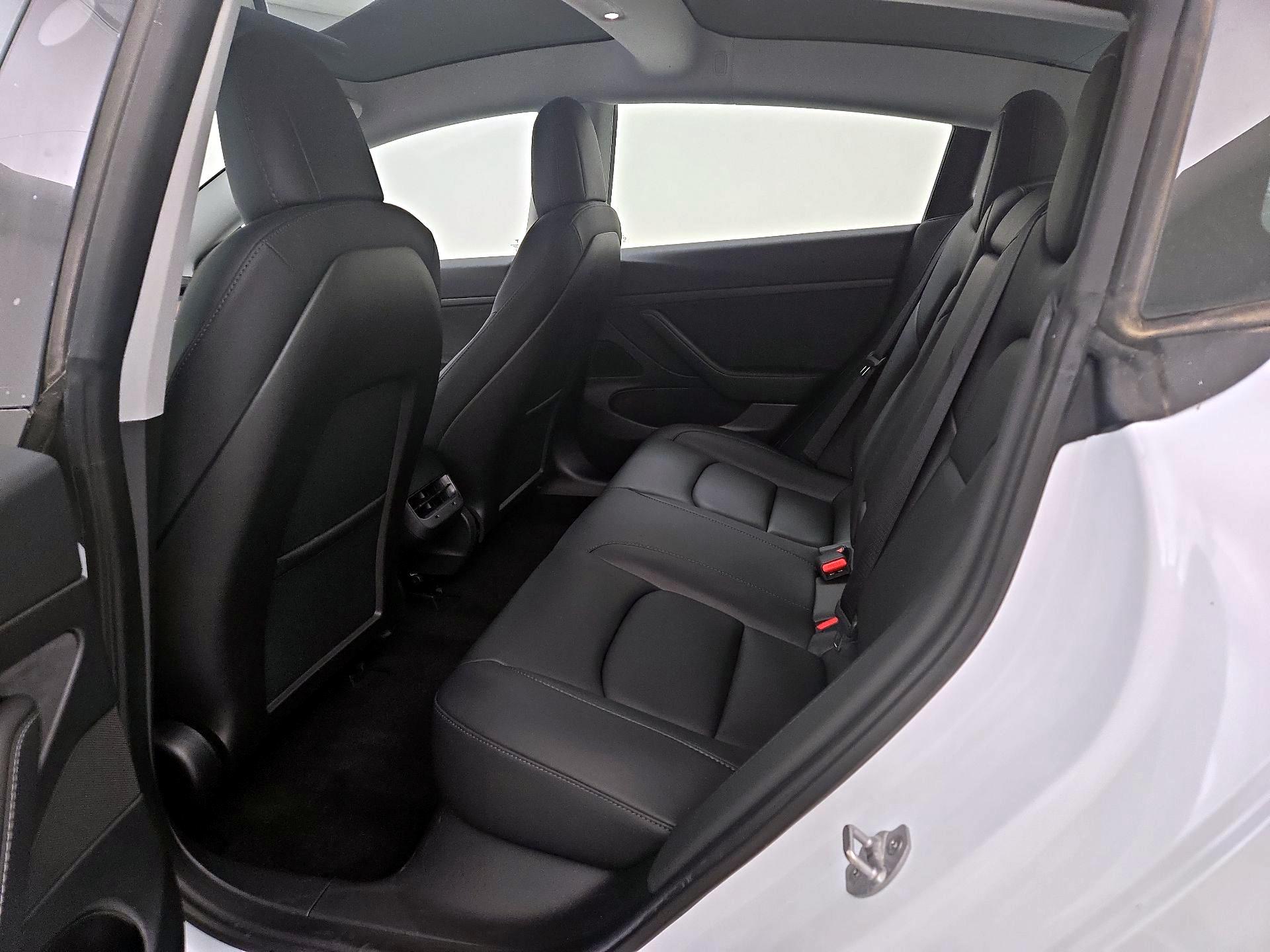 Thumbnail: 2020 Tesla Model 3 - 20