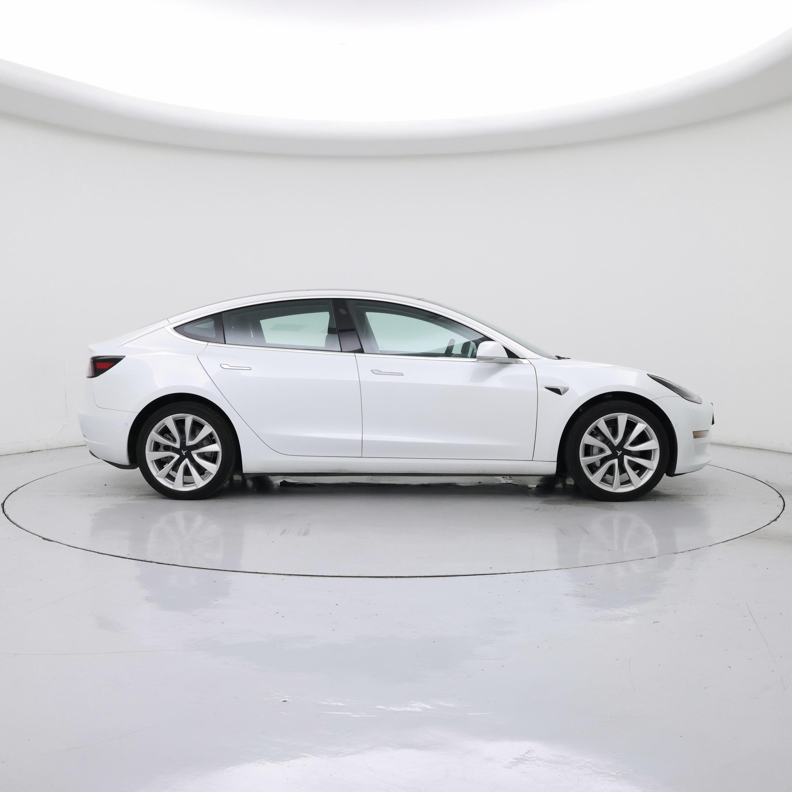 Thumbnail: 2020 Tesla Model 3 - 7