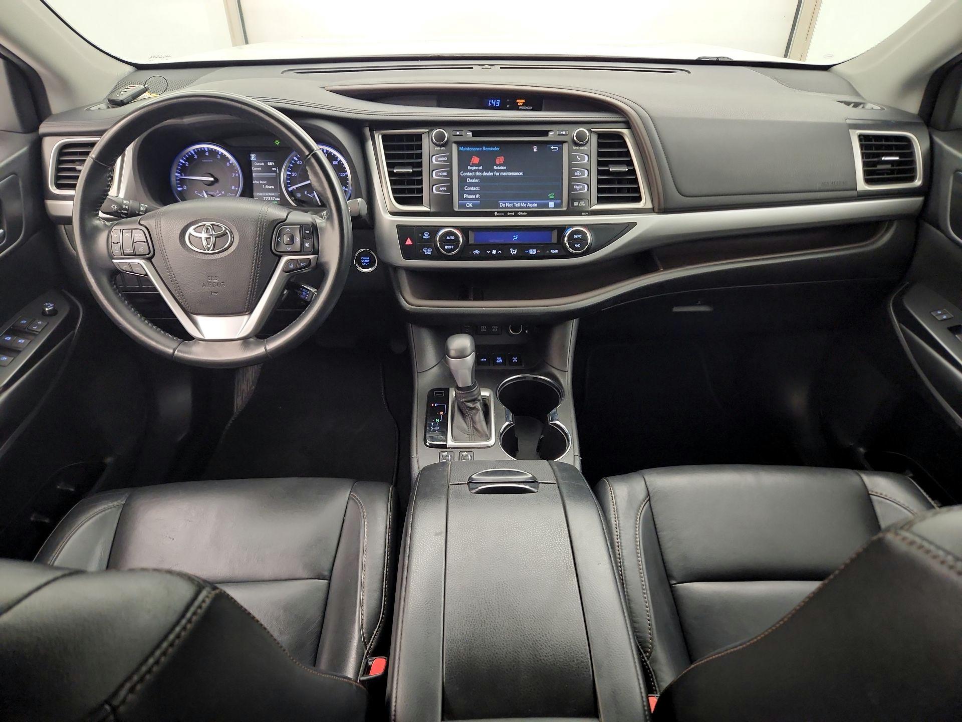 Thumbnail: 2018 Toyota Highlander - 9