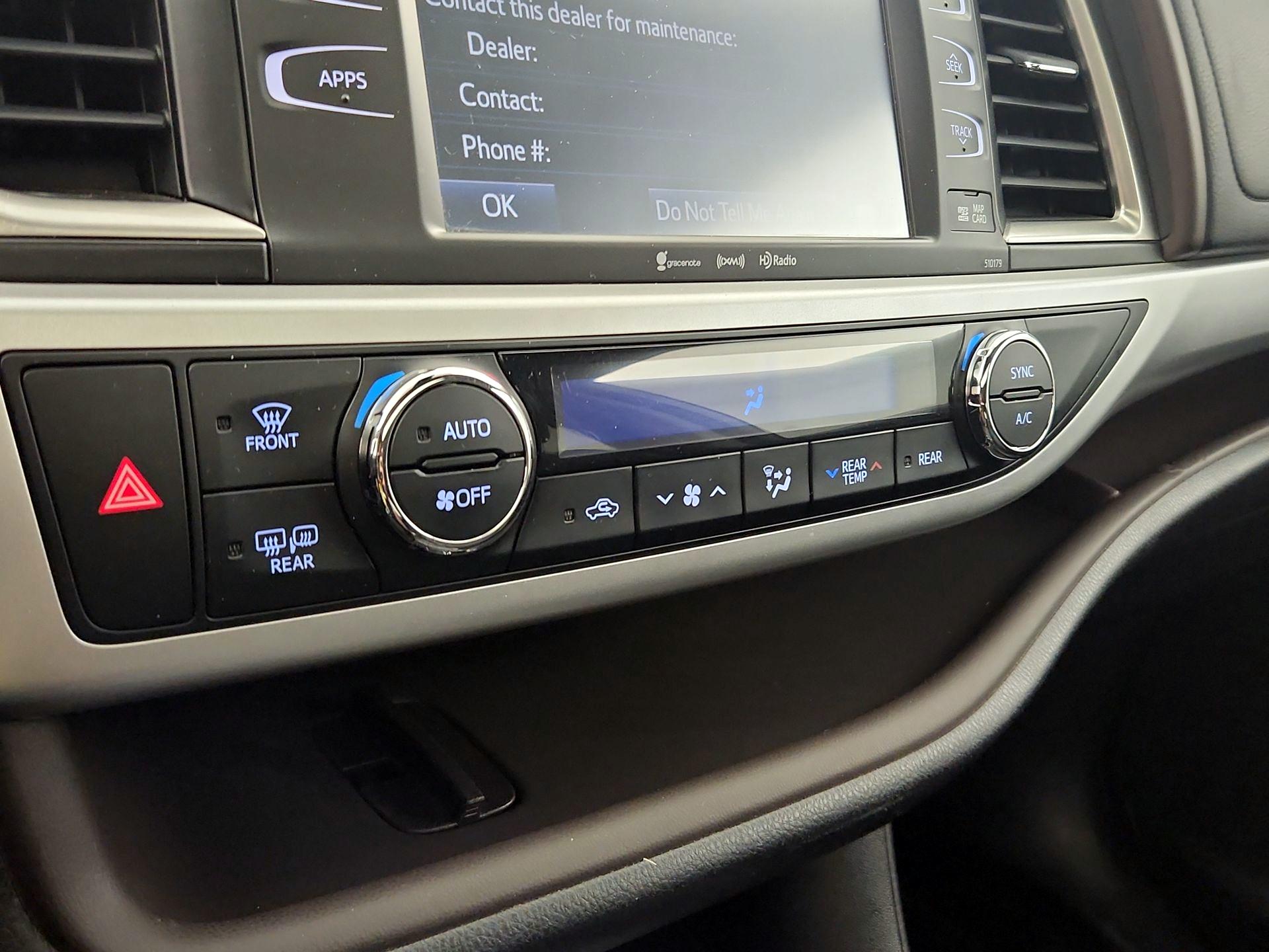 Thumbnail: 2018 Toyota Highlander - 16