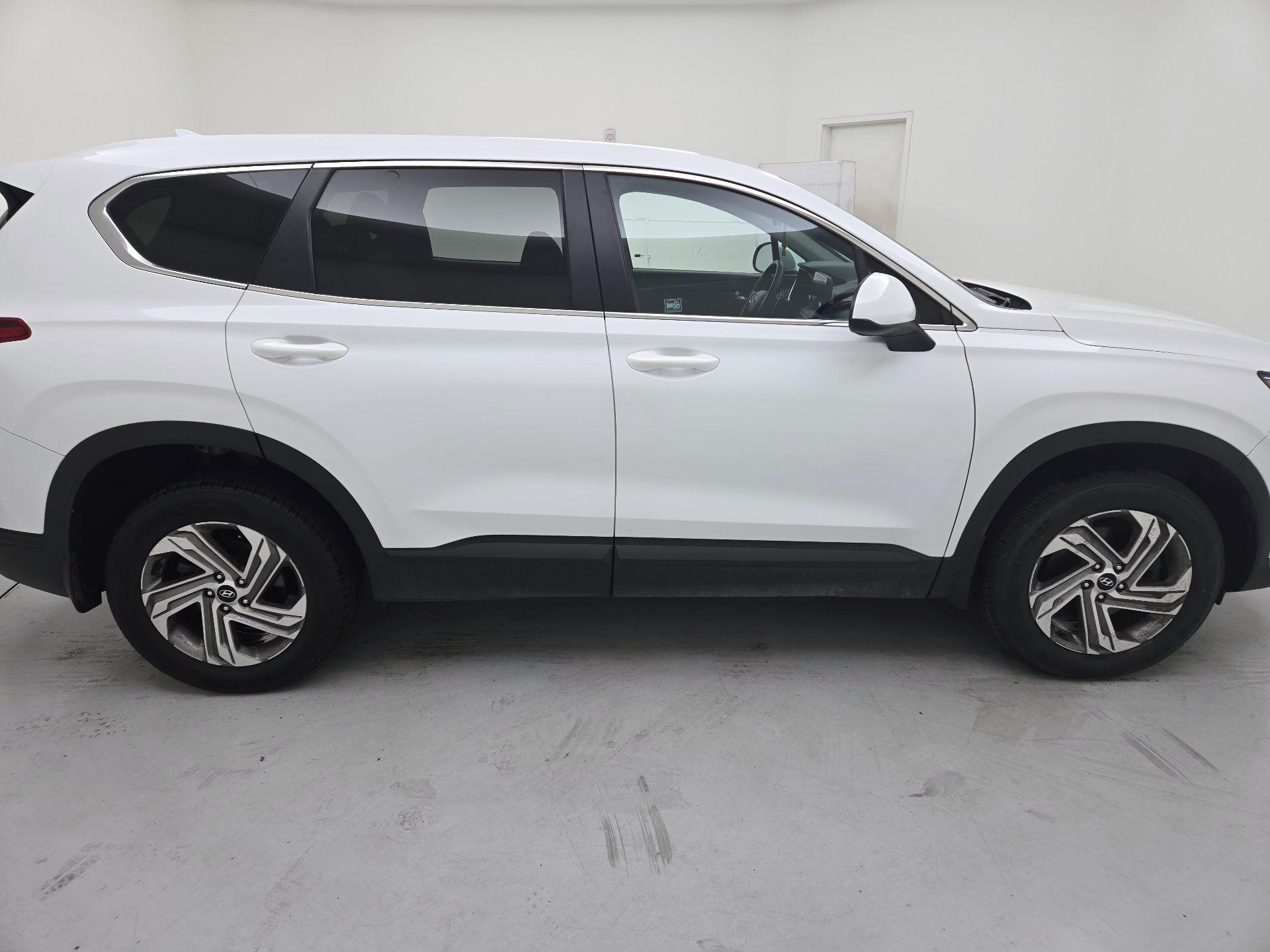 Thumbnail: 2021 Hyundai Santa Fe - 4