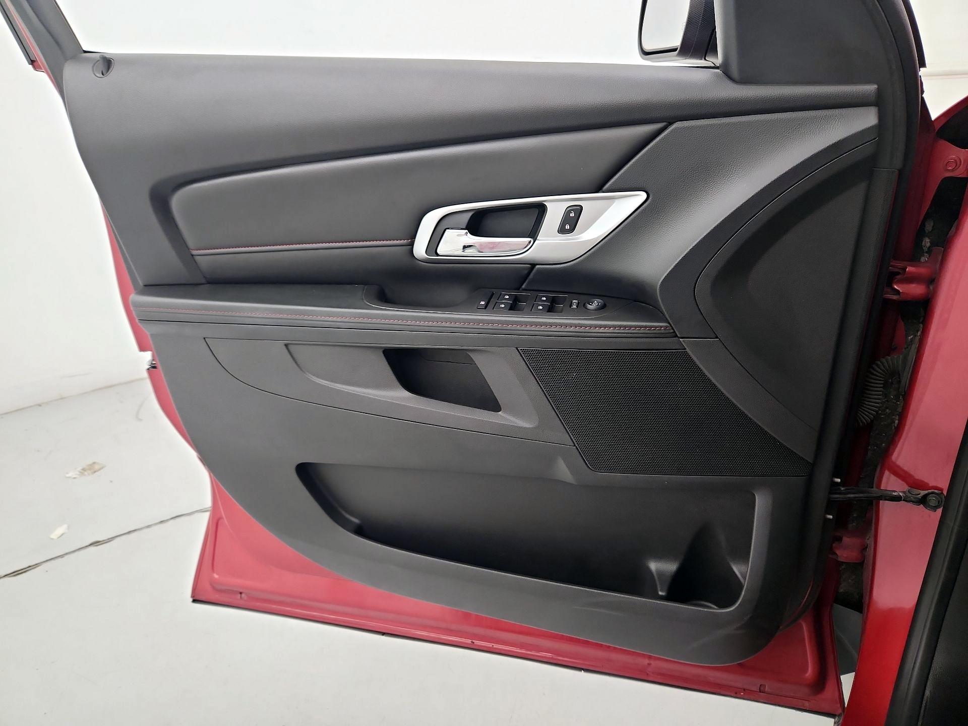 Thumbnail: 2015 GMC Terrain - 12