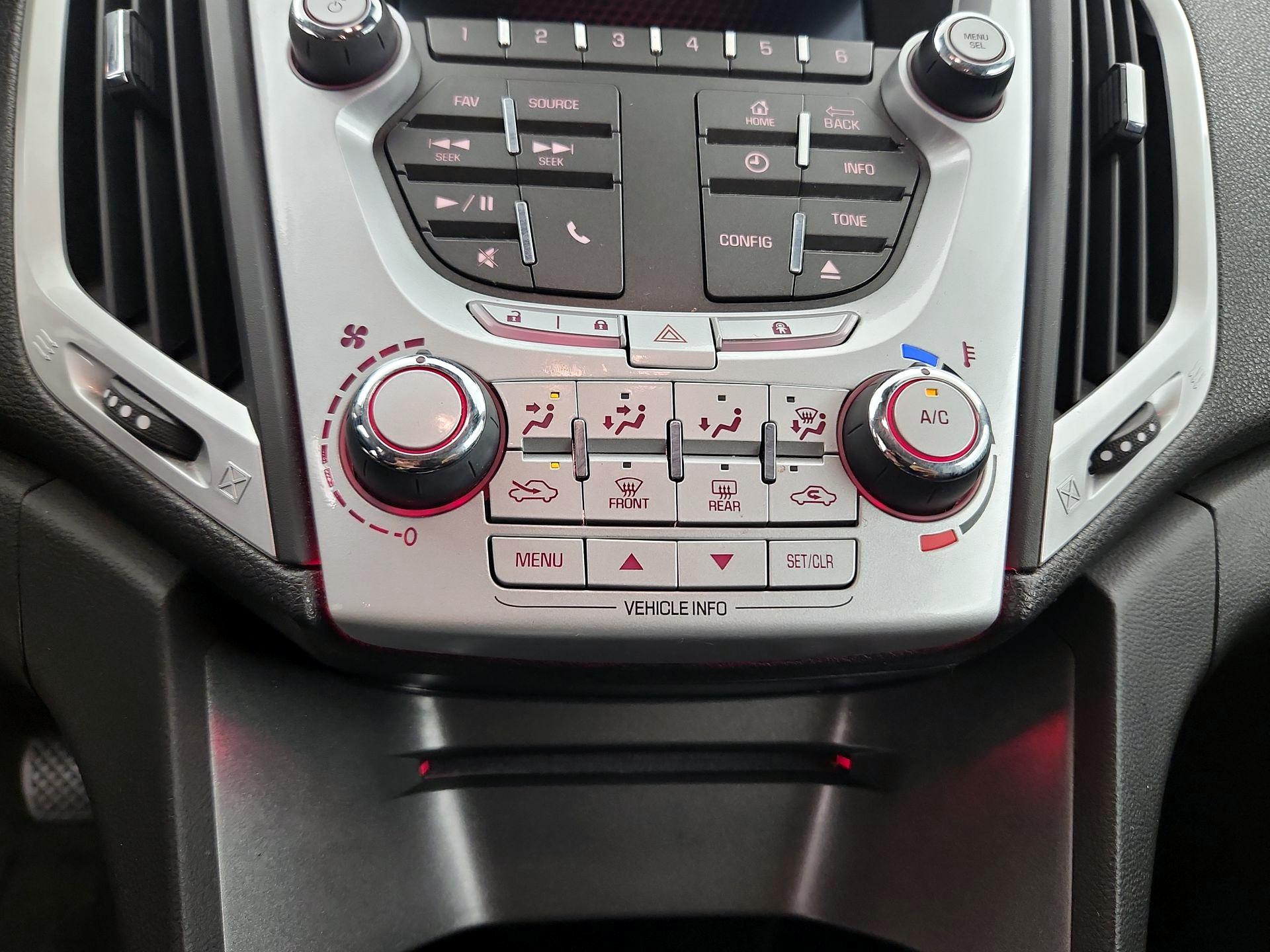 Thumbnail: 2015 GMC Terrain - 15