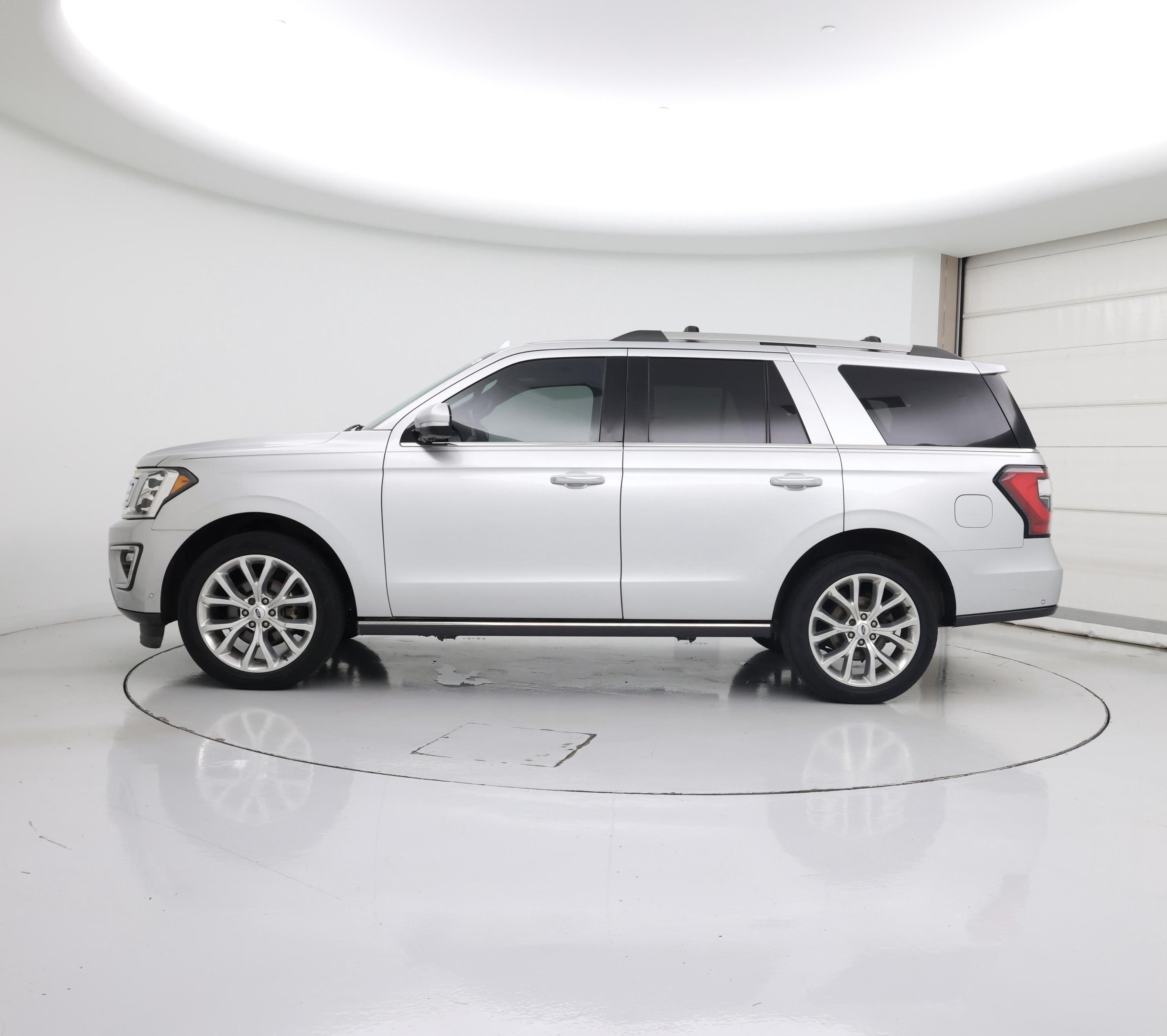 Thumbnail: 2018 Ford Expedition - 3