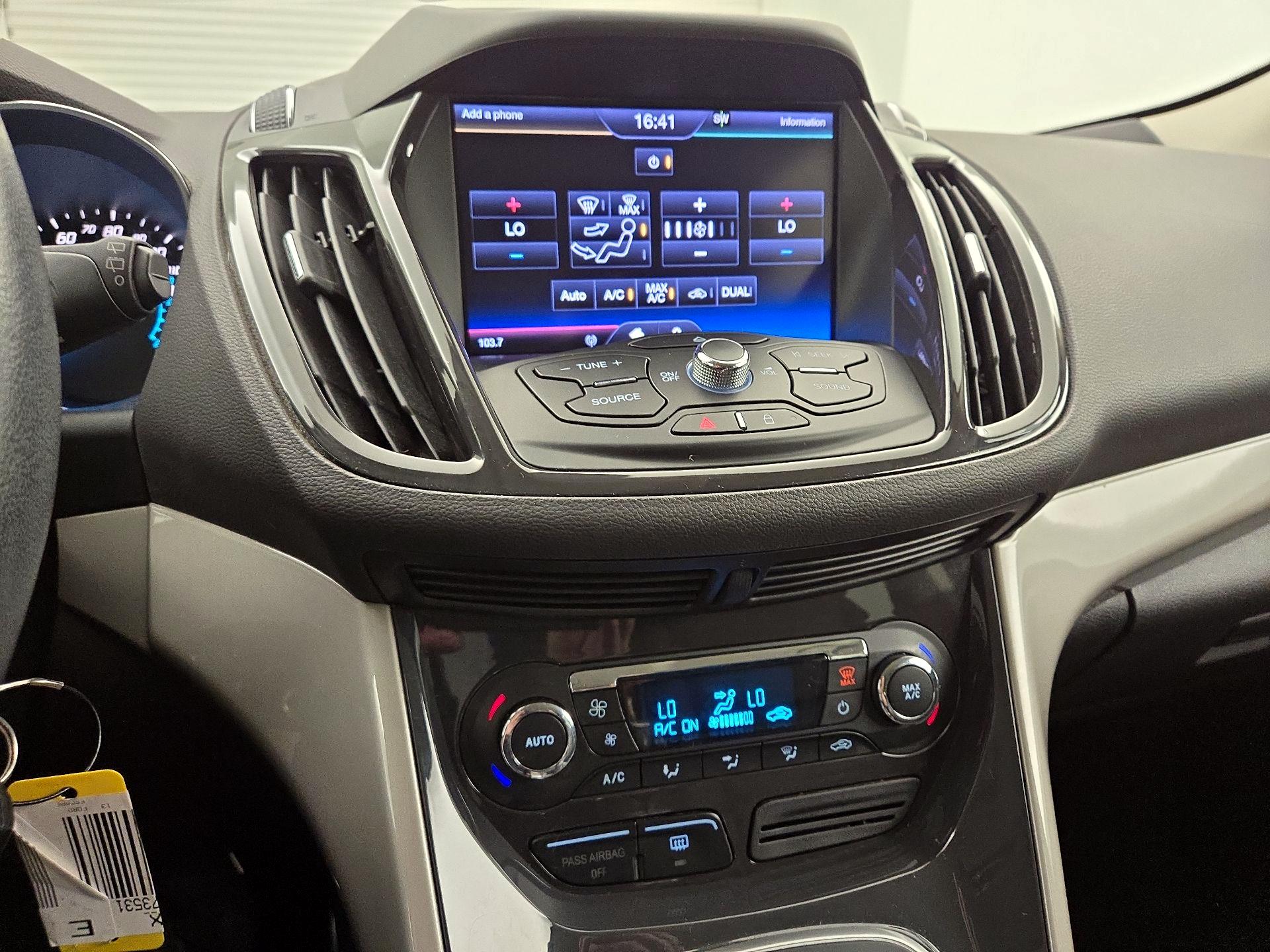 Thumbnail: 2013 Ford Escape - 16