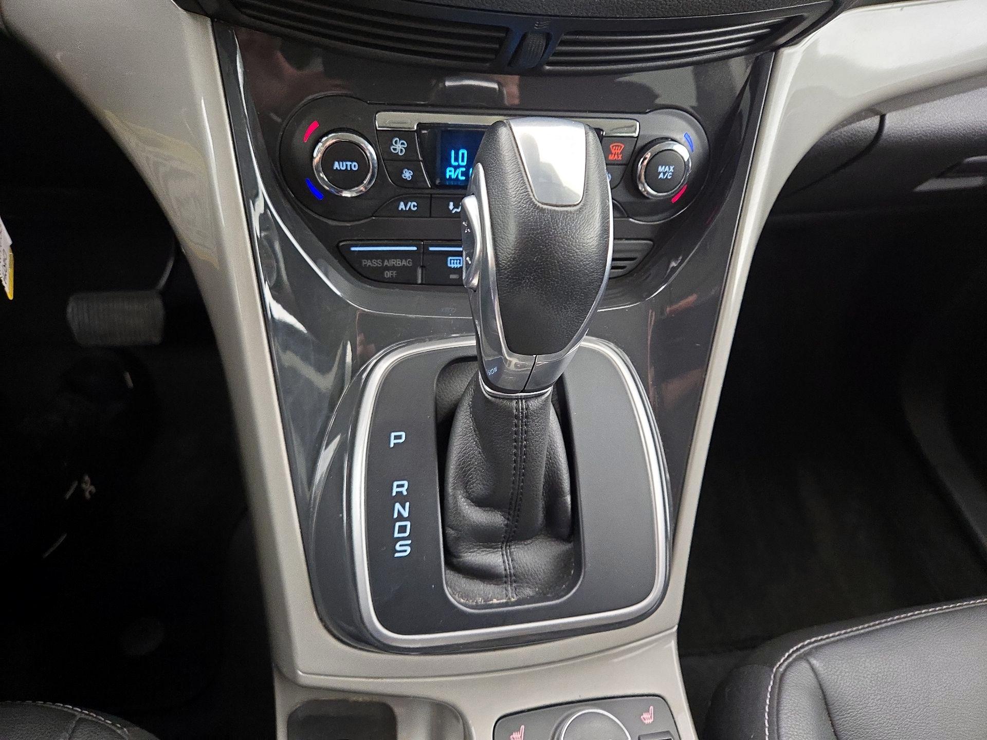 Thumbnail: 2013 Ford Escape - 17