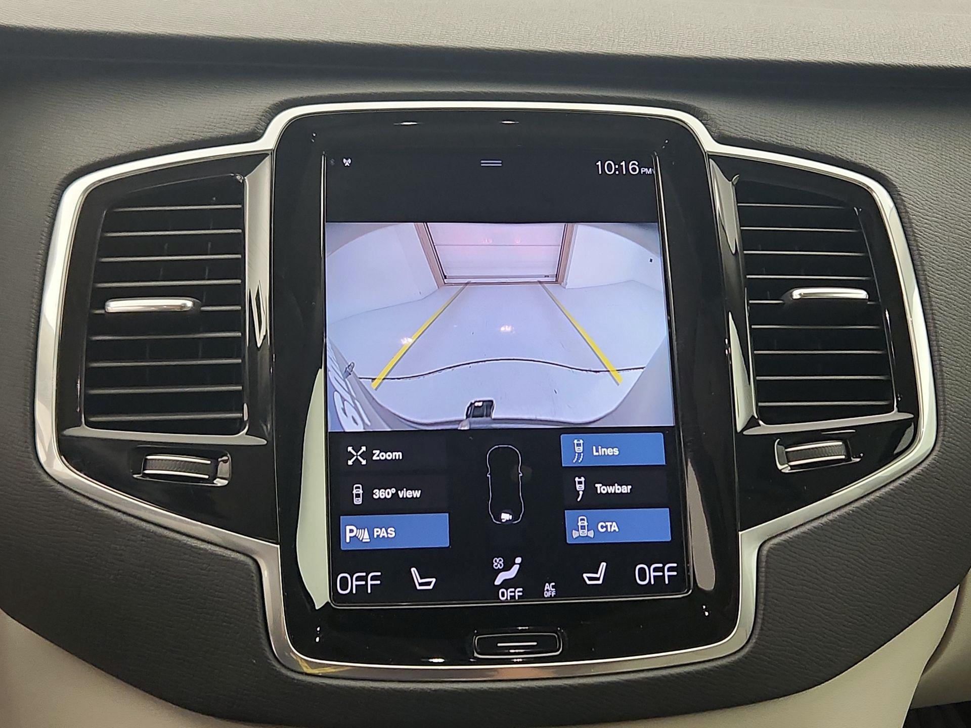 Thumbnail: 2022 Volvo XC90 - 15