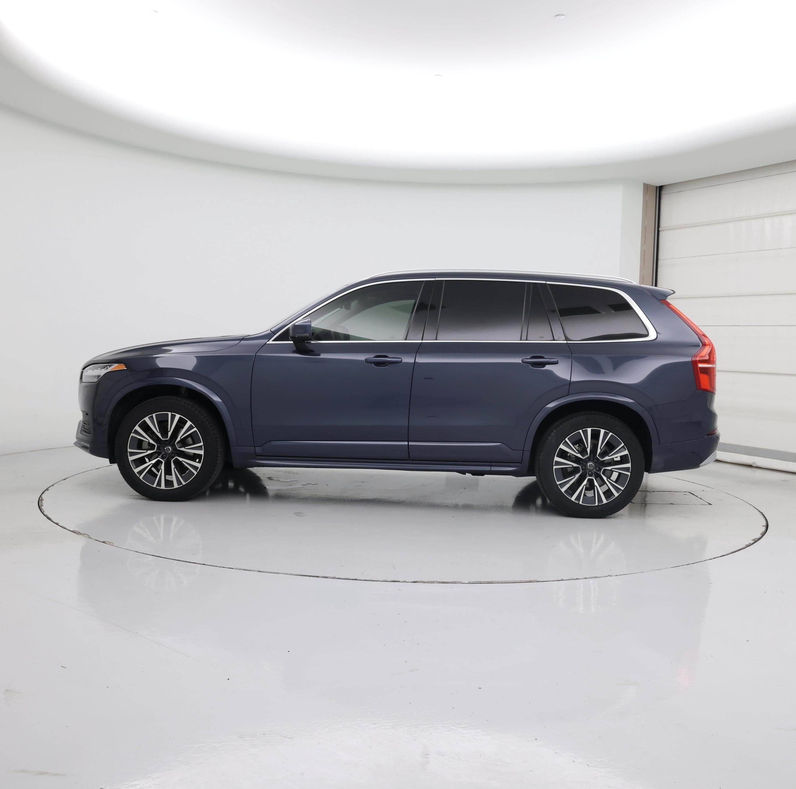Thumbnail: 2022 Volvo XC90 - 3