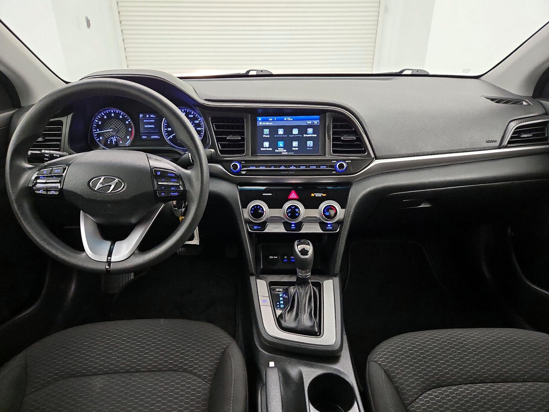 Thumbnail: 2019 Hyundai Elantra - 9