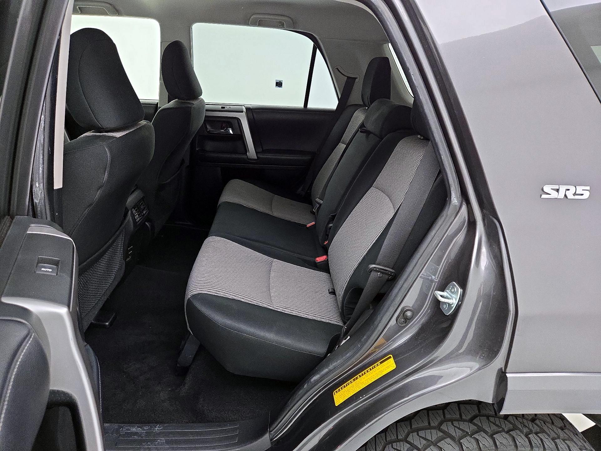 Thumbnail: 2019 Toyota 4Runner - 20