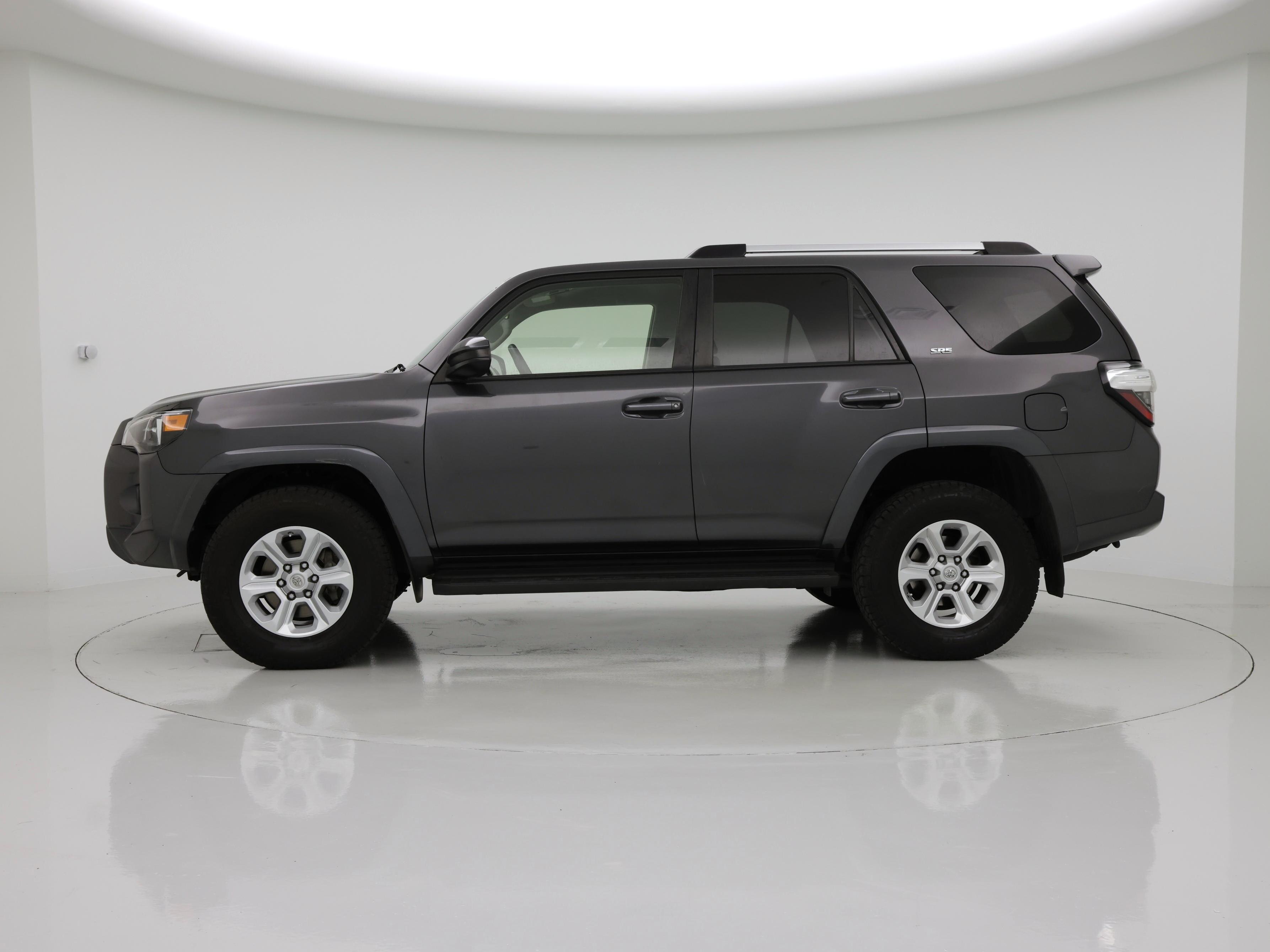 Thumbnail: 2019 Toyota 4Runner - 3