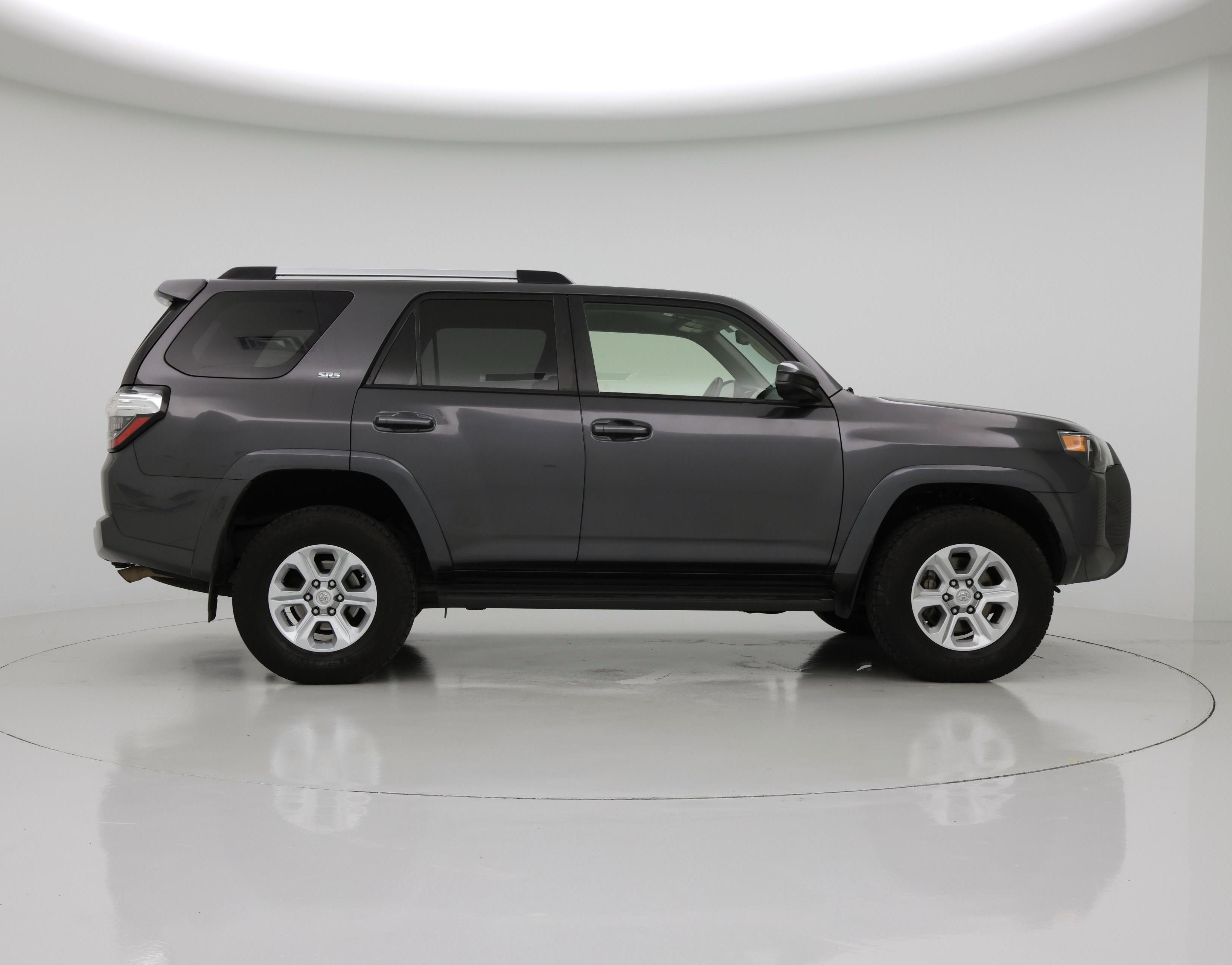 Thumbnail: 2019 Toyota 4Runner - 7