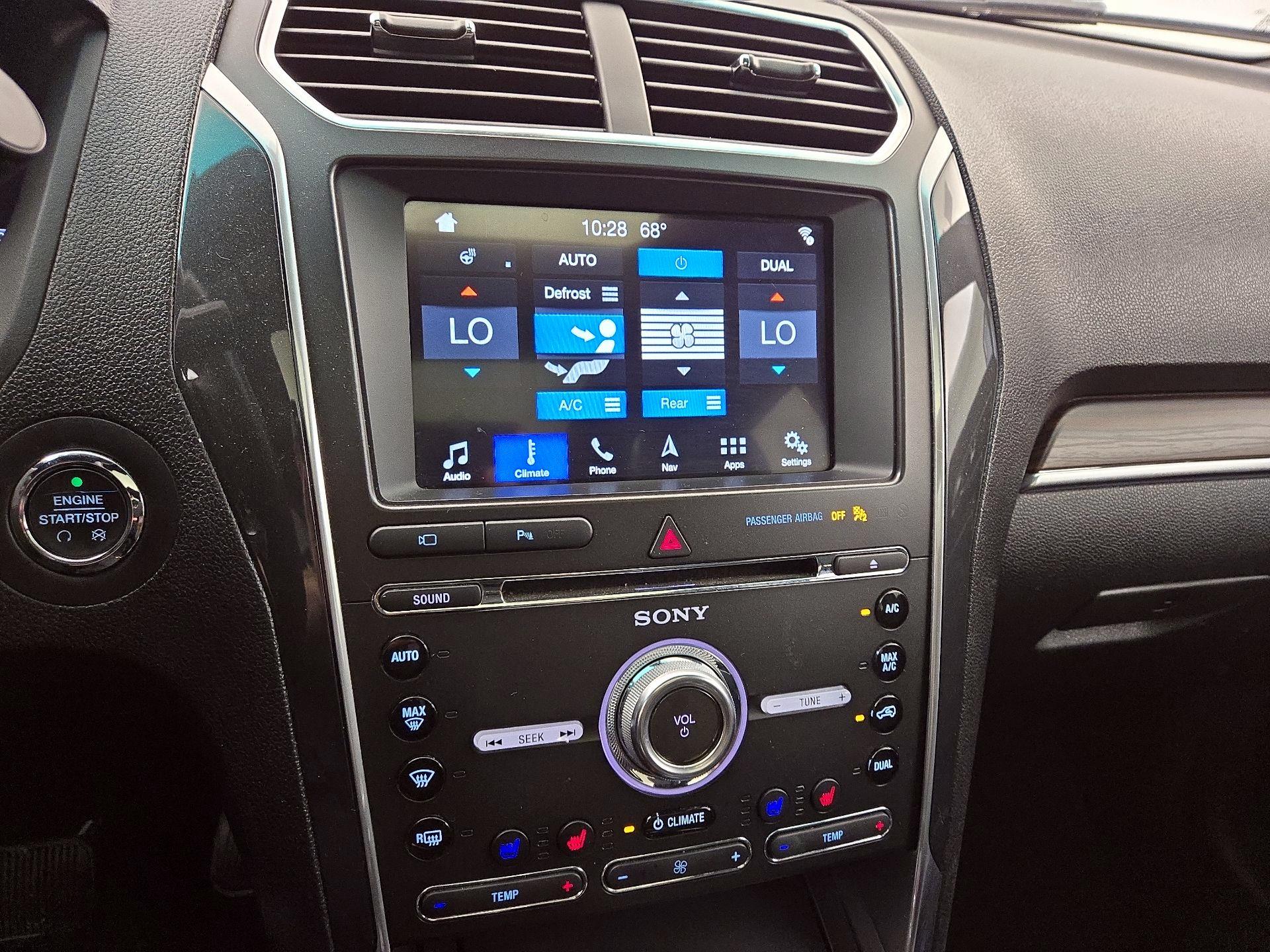Thumbnail: 2017 Ford Explorer - 17
