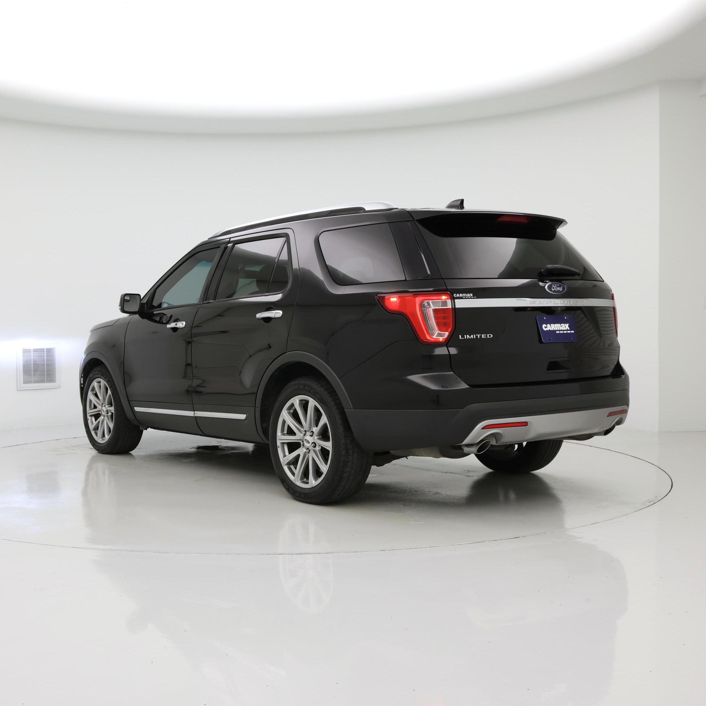 Thumbnail: 2017 Ford Explorer - 2