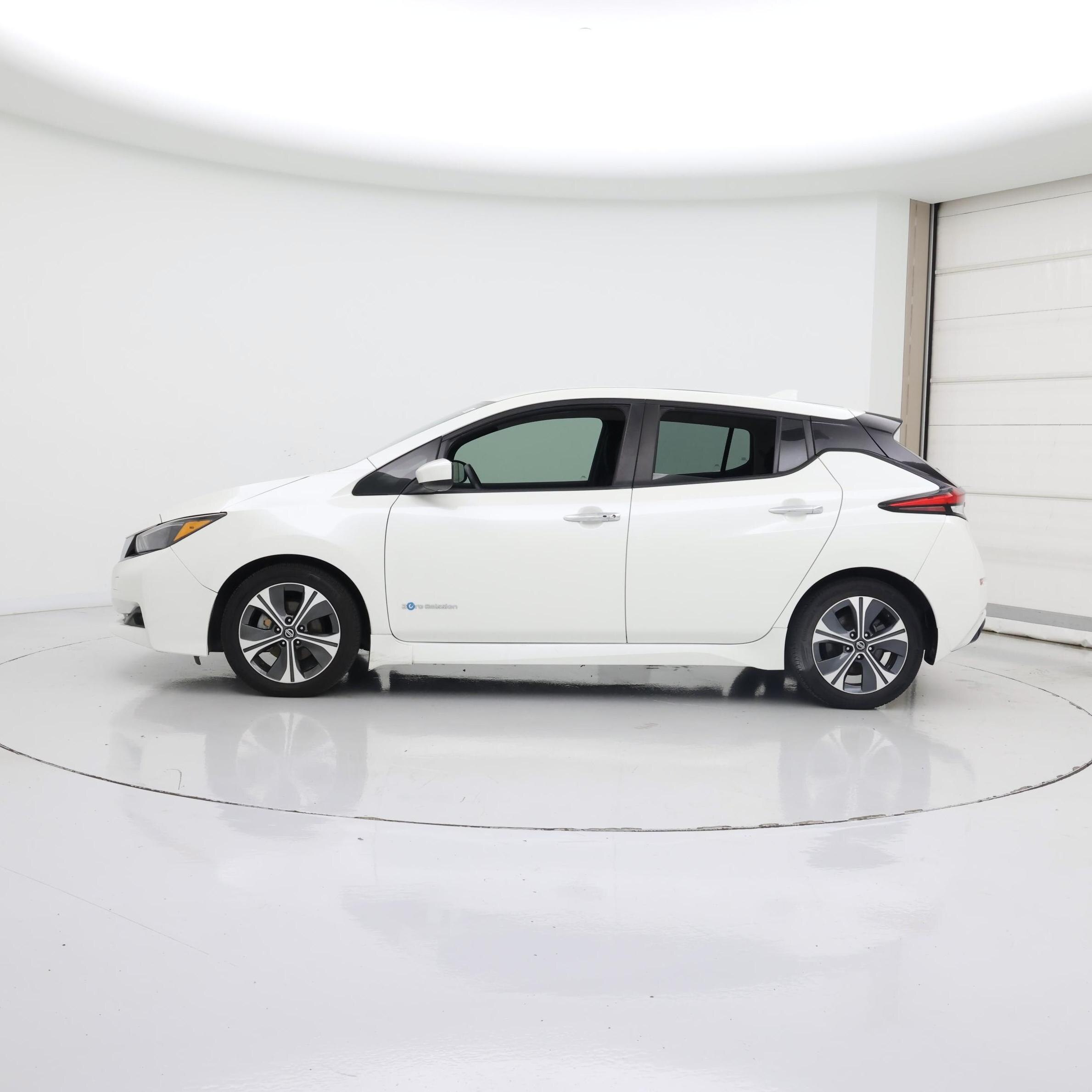 Thumbnail: 2019 Nissan Leaf - 3