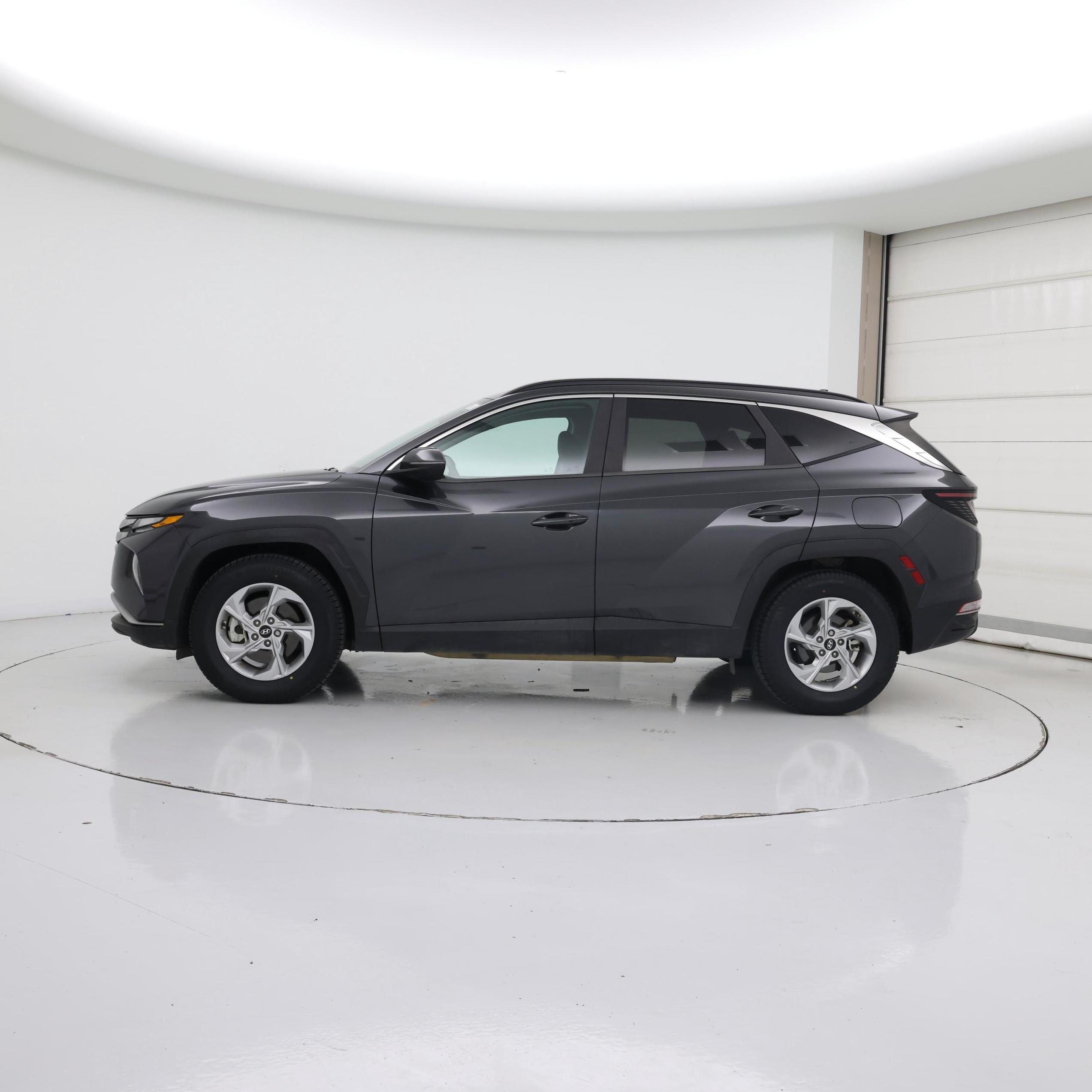 Thumbnail: 2022 Hyundai Tucson - 3