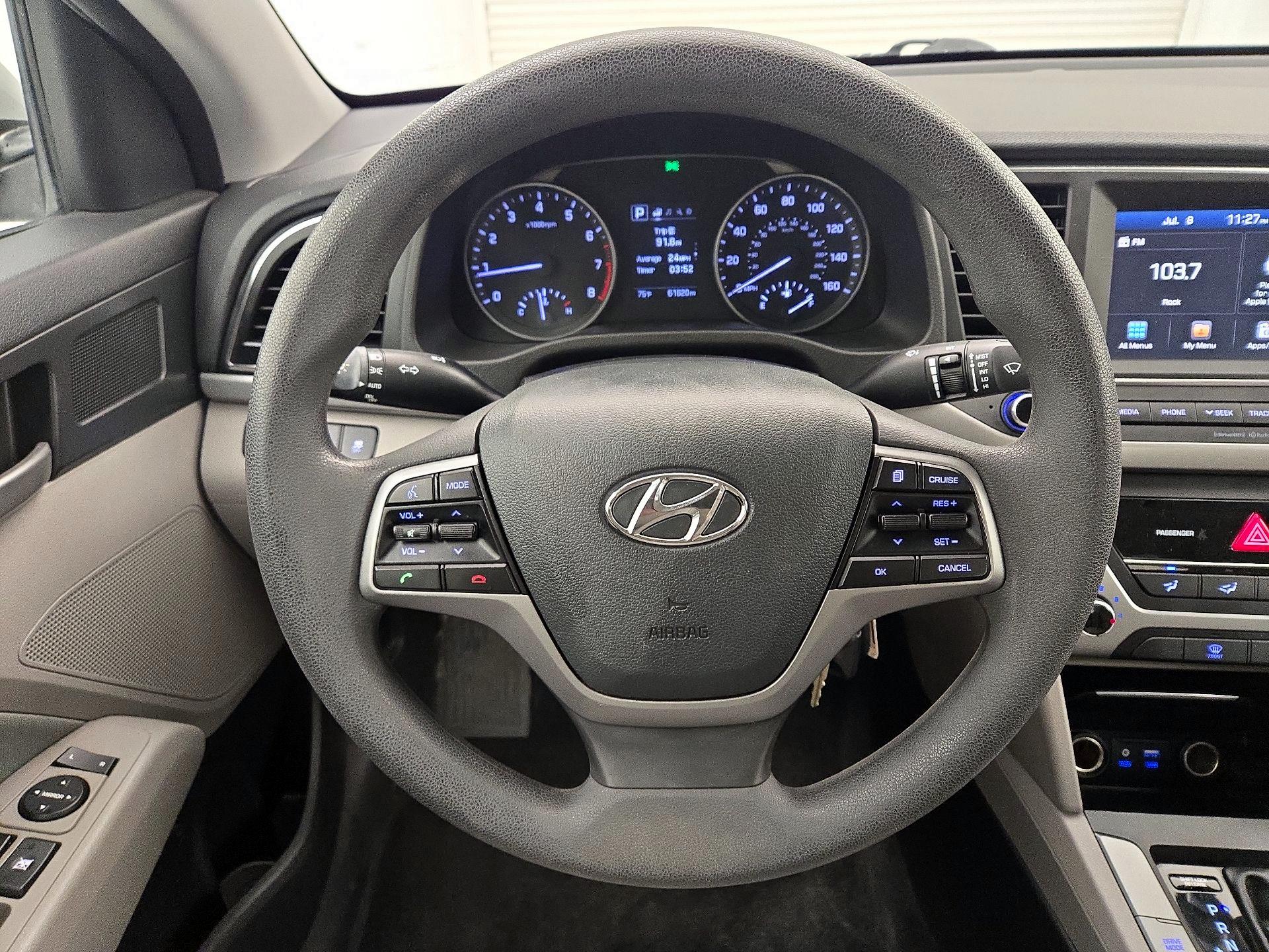 Thumbnail: 2018 Hyundai Elantra - 10