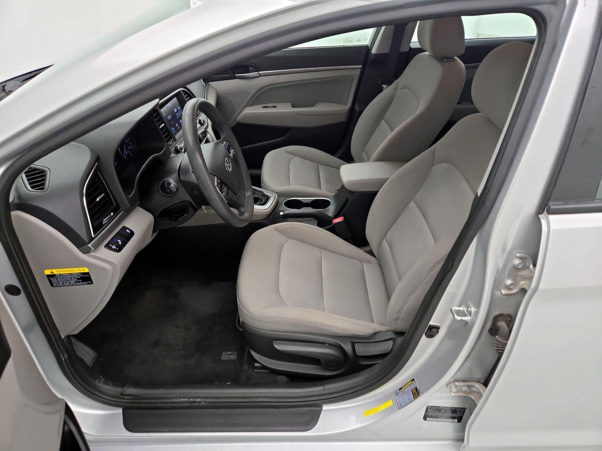 Thumbnail: 2018 Hyundai Elantra - 11
