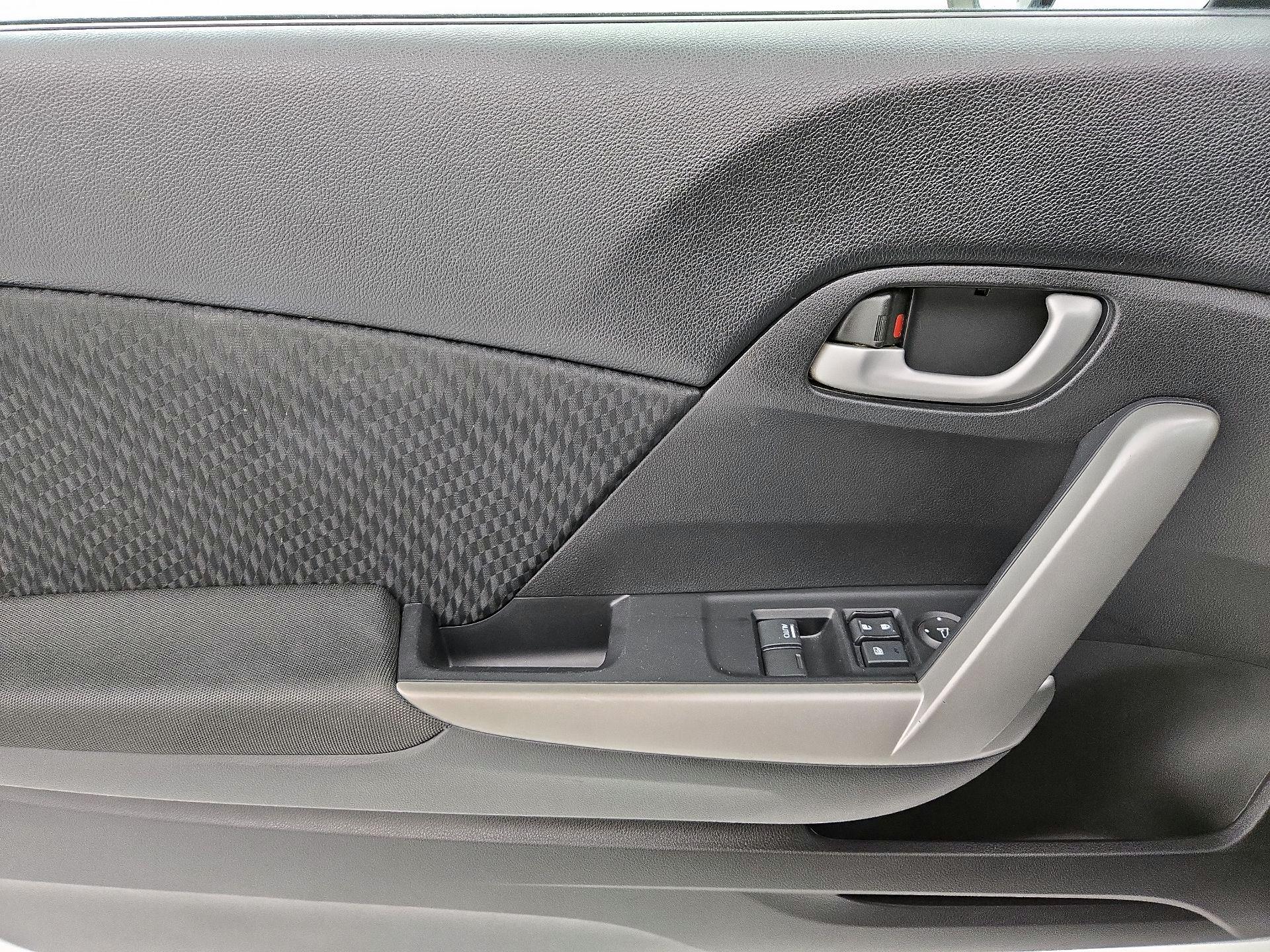 Thumbnail: 2015 Honda Civic - 12