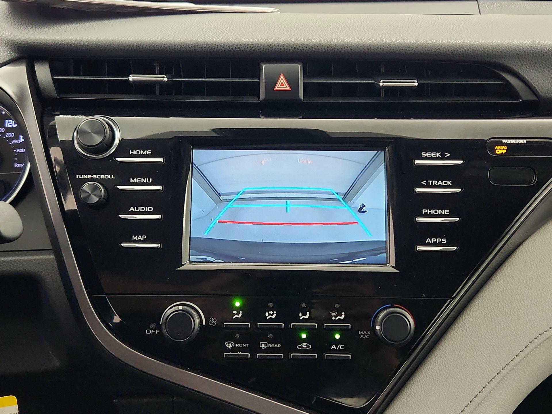 Thumbnail: 2019 Toyota Camry - 14