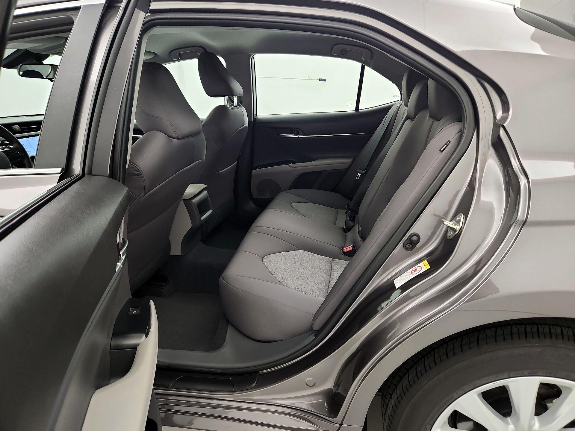 Thumbnail: 2019 Toyota Camry - 19
