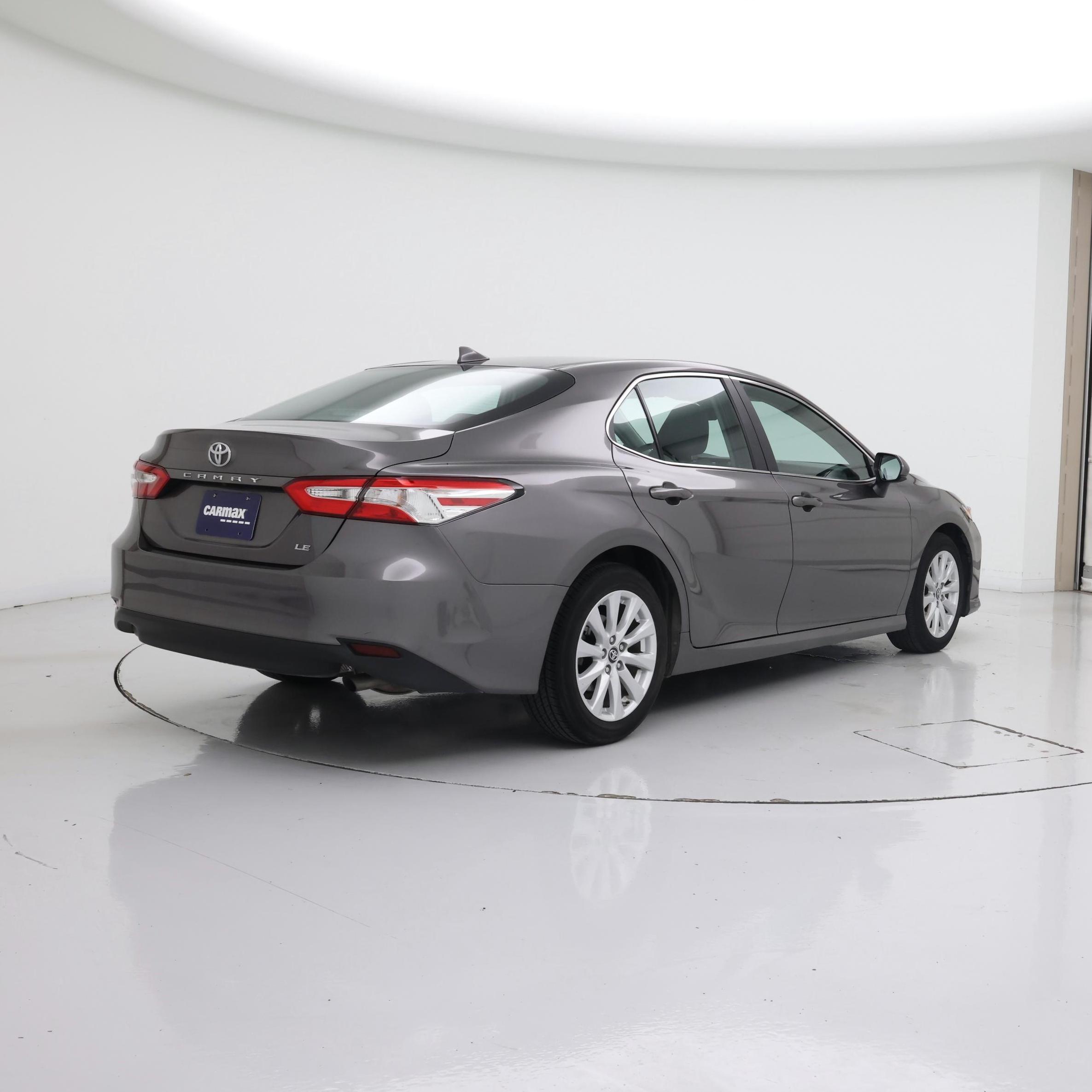 Thumbnail: 2019 Toyota Camry - 8