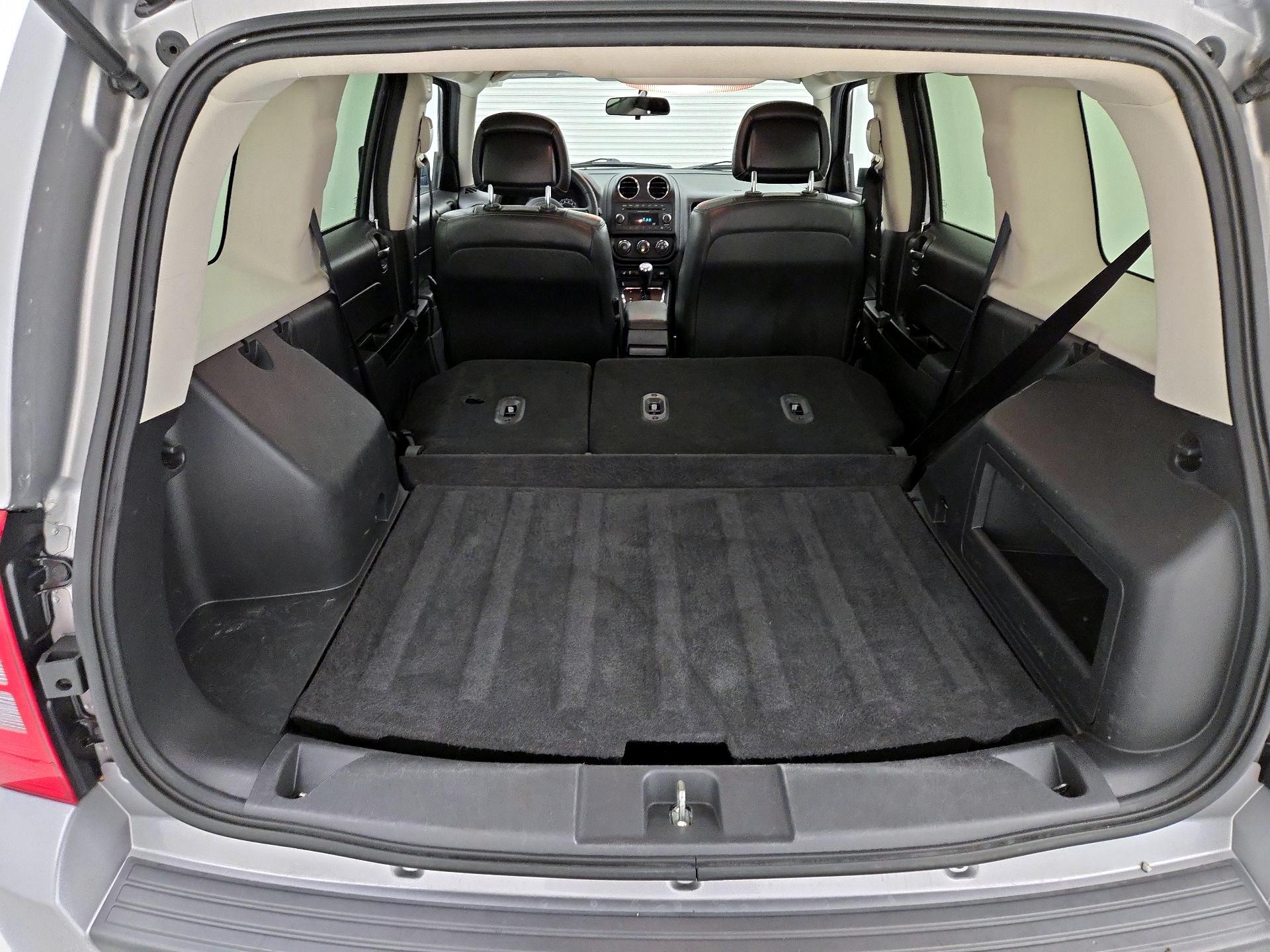 Thumbnail: 2015 Jeep Patriot - 20