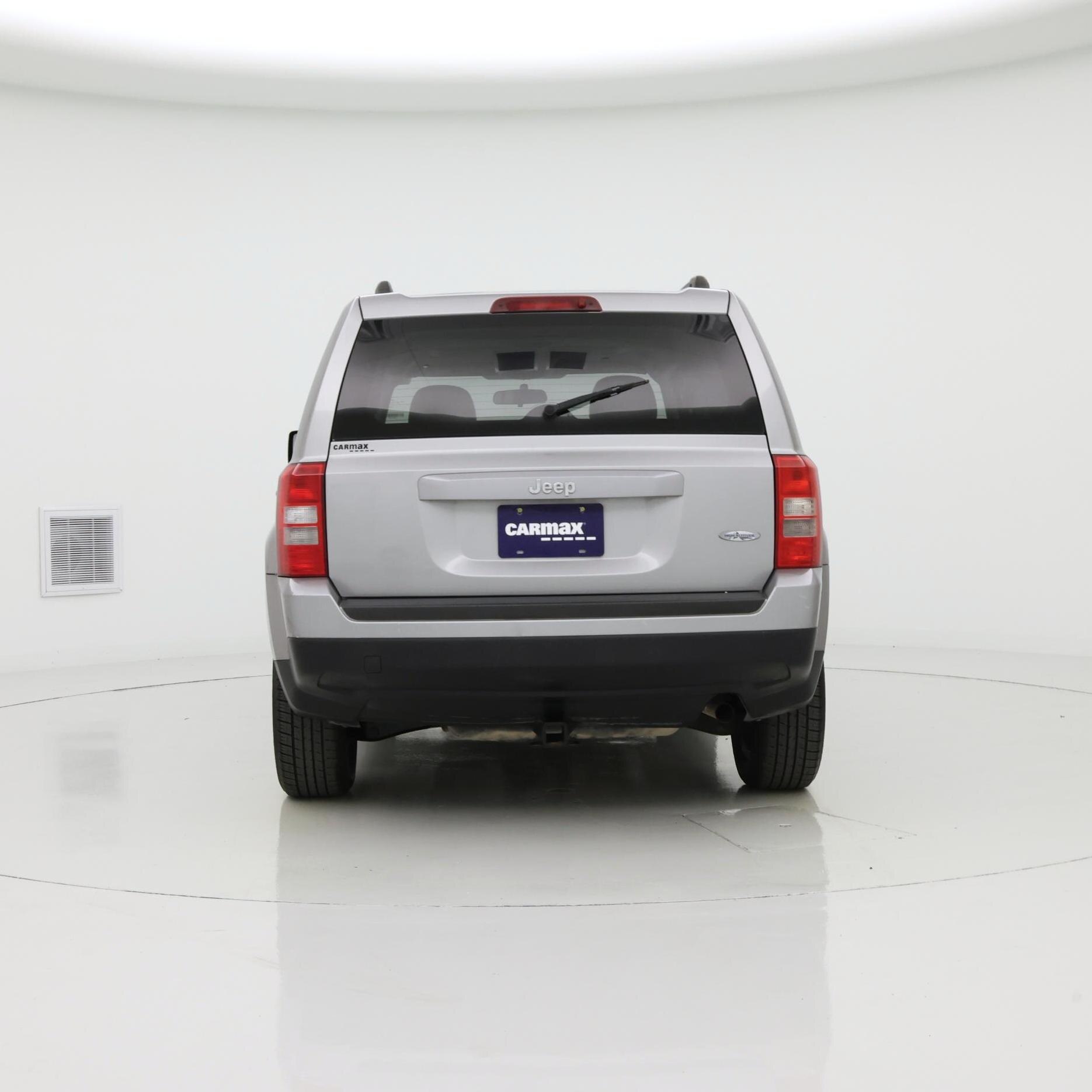 Thumbnail: 2015 Jeep Patriot - 6