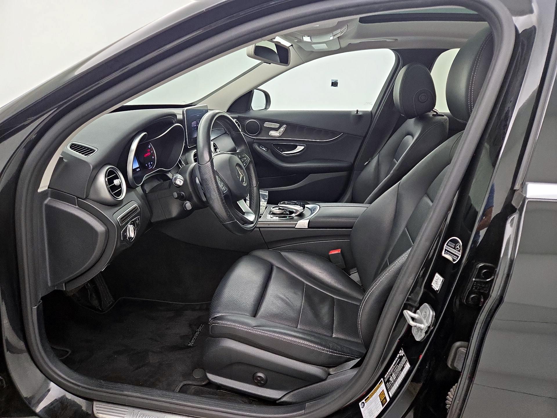 Thumbnail: 2016 Mercedes-Benz C-Class - 11