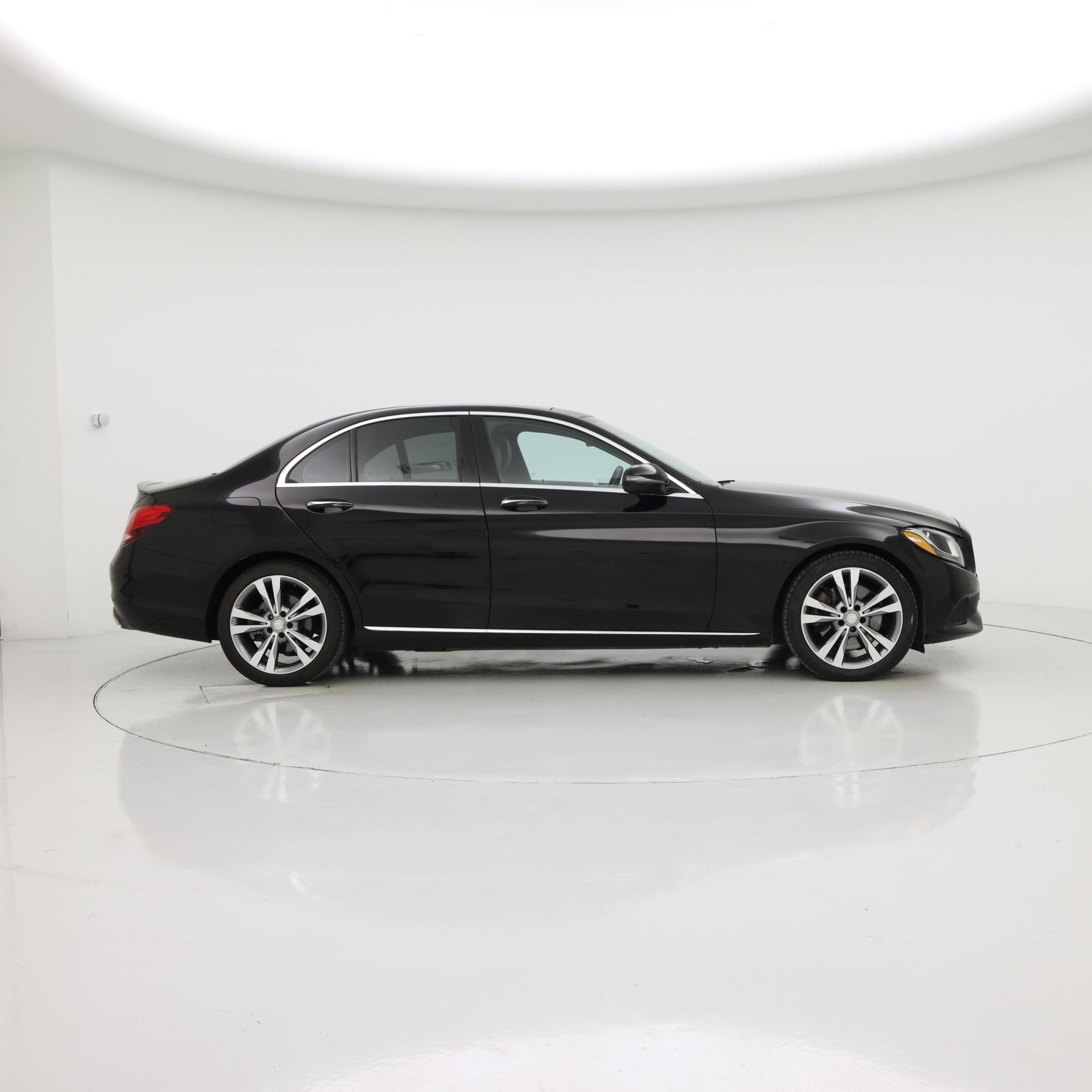 Thumbnail: 2016 Mercedes-Benz C-Class - 7