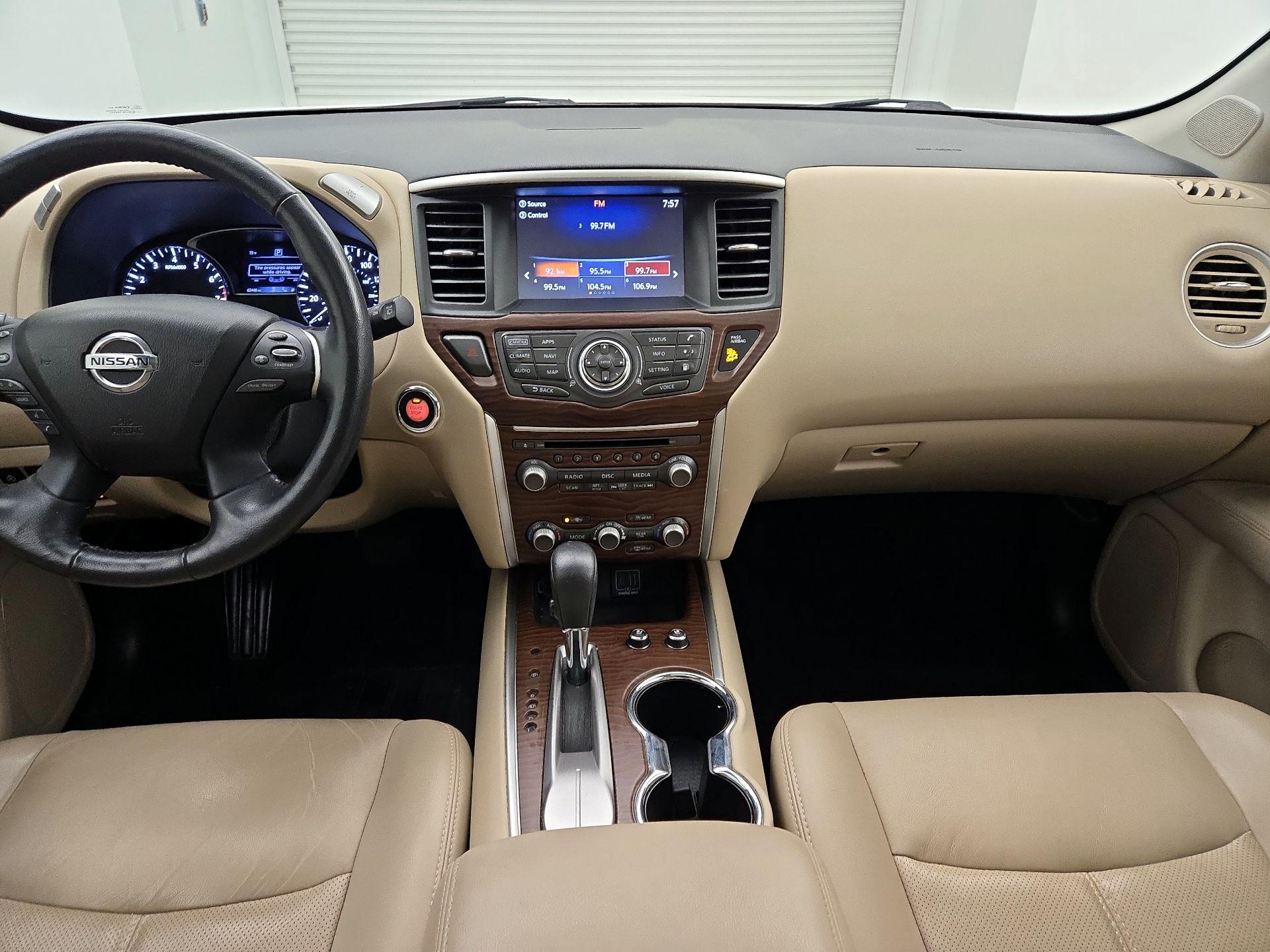 Thumbnail: 2020 Nissan Pathfinder - 9