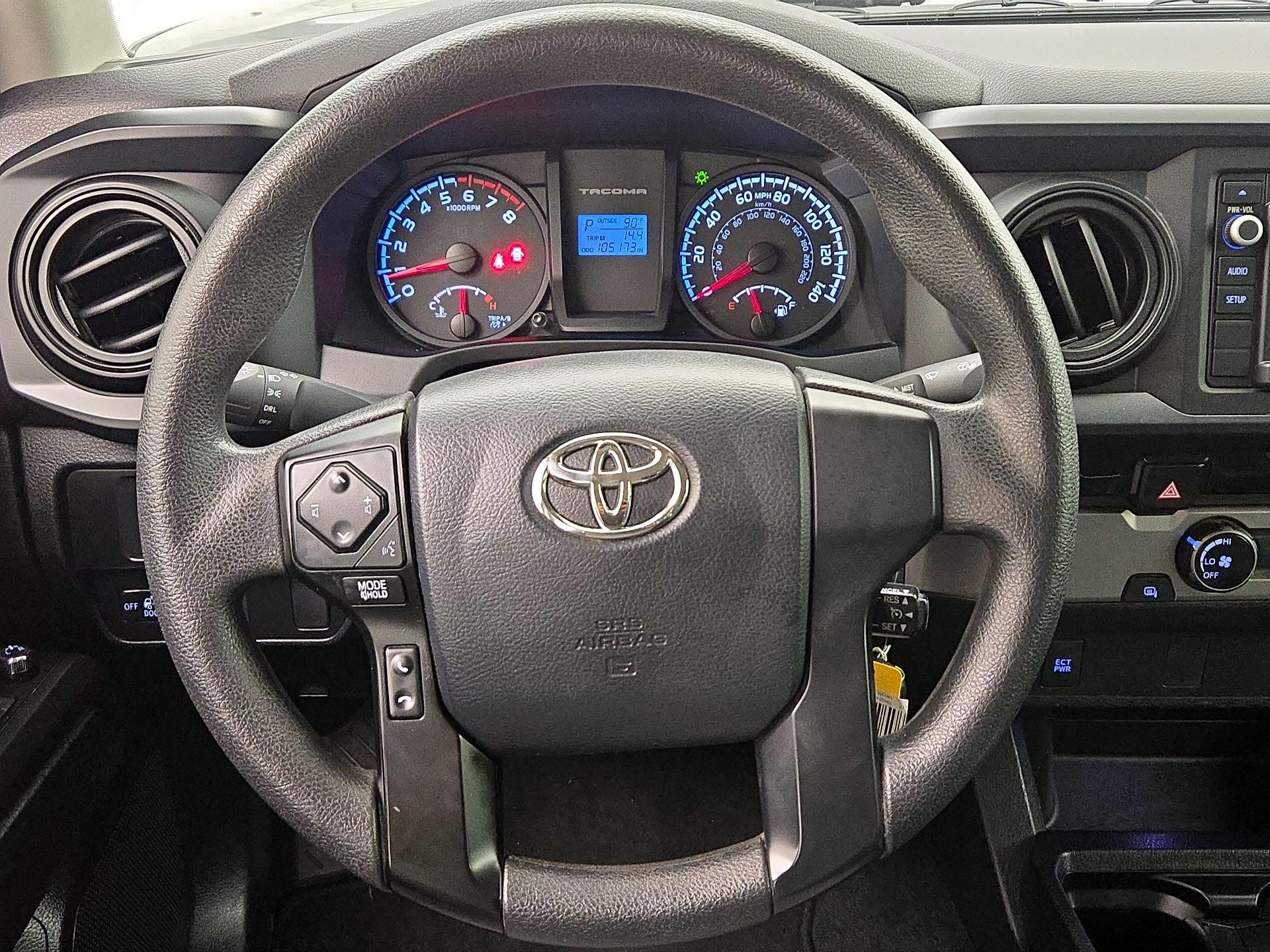 Thumbnail: 2017 Toyota Tacoma - 10