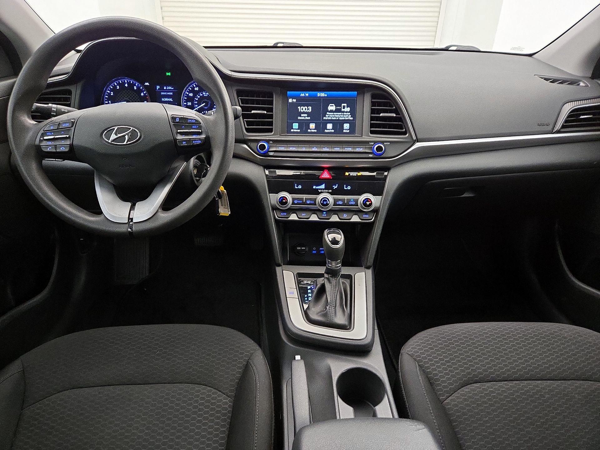 Thumbnail: 2020 Hyundai Elantra - 9