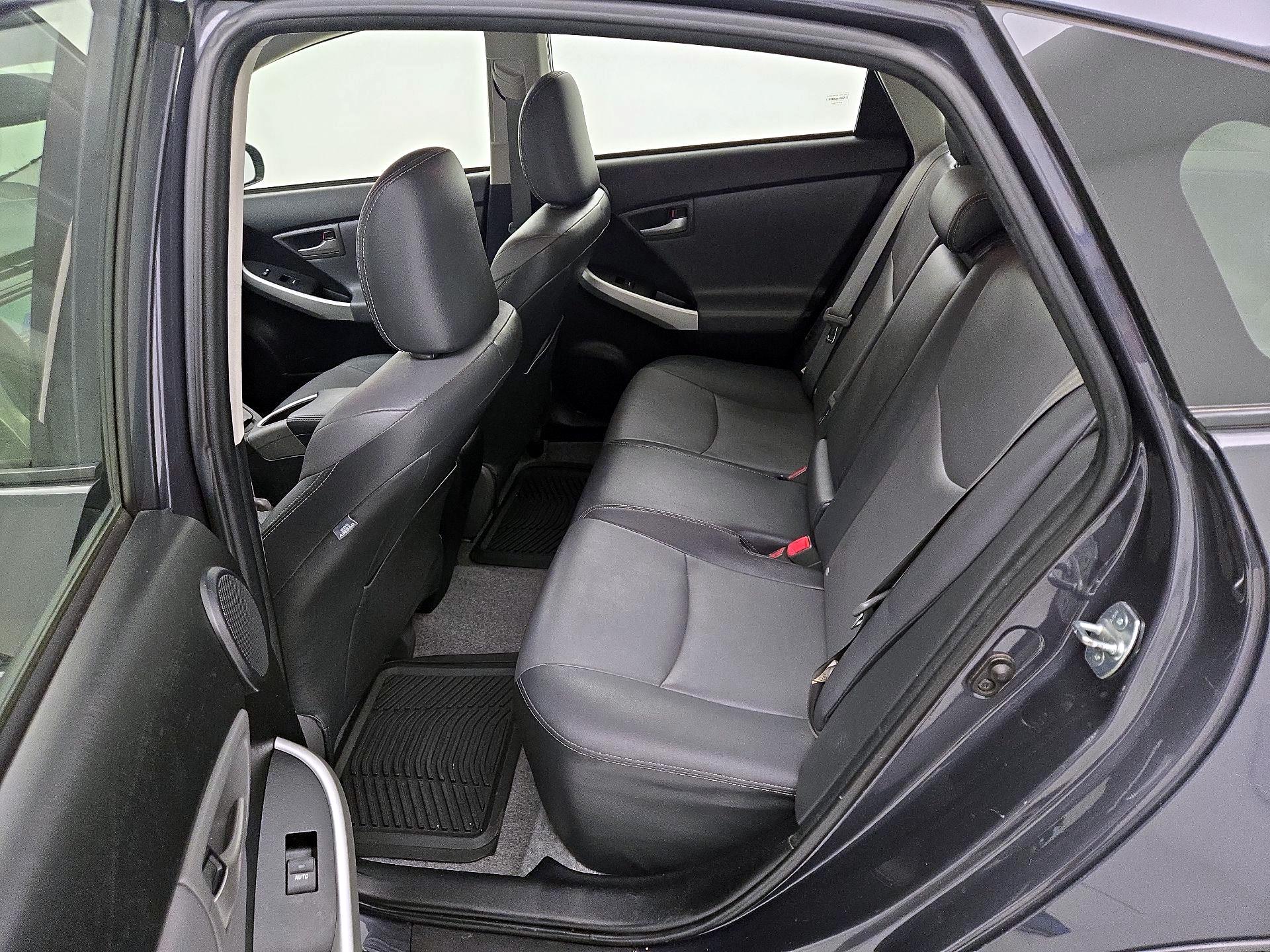 Thumbnail: 2015 Toyota Prius - 20