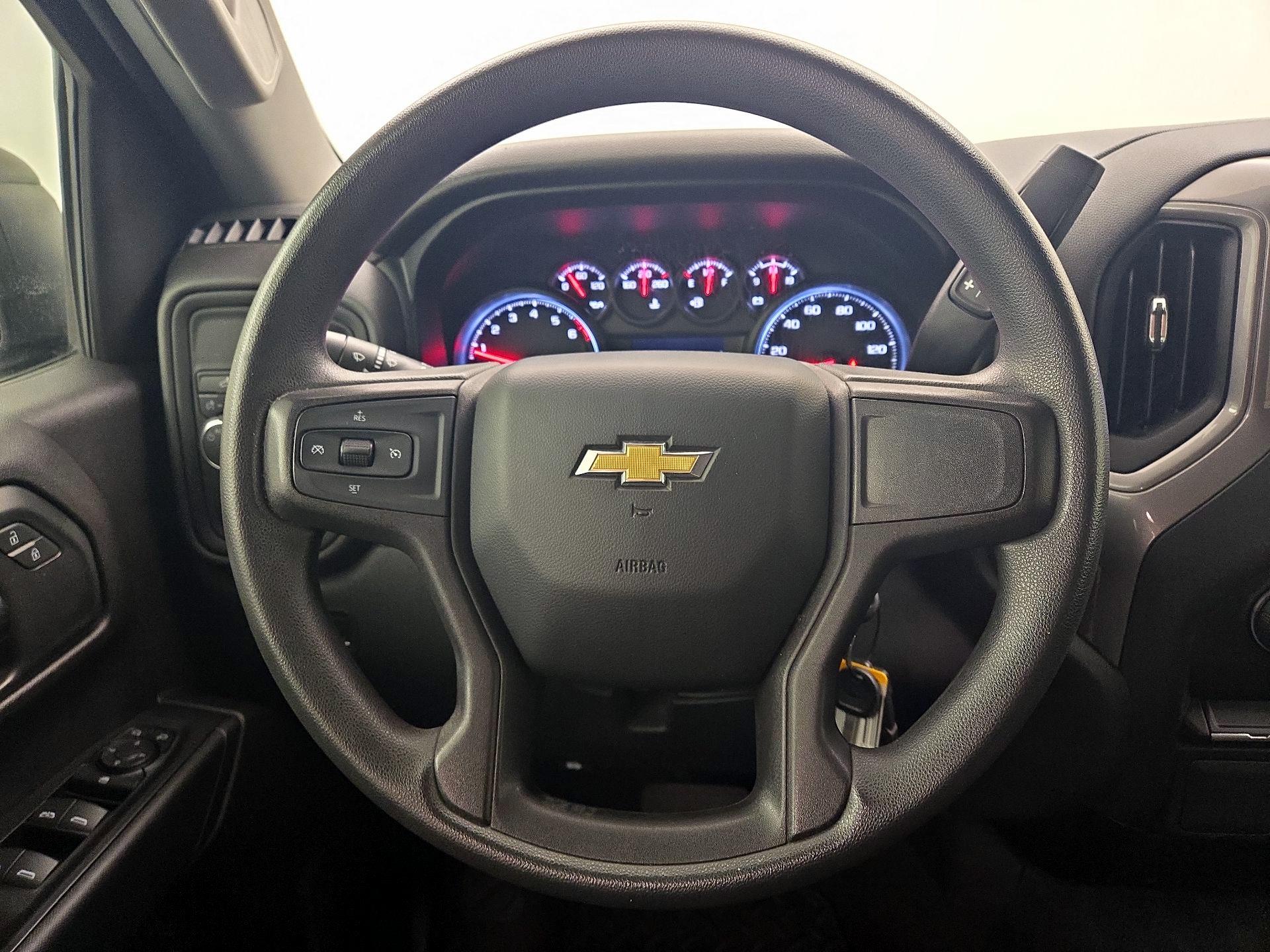 Thumbnail: 2020 Chevrolet Silverado 1500 - 10