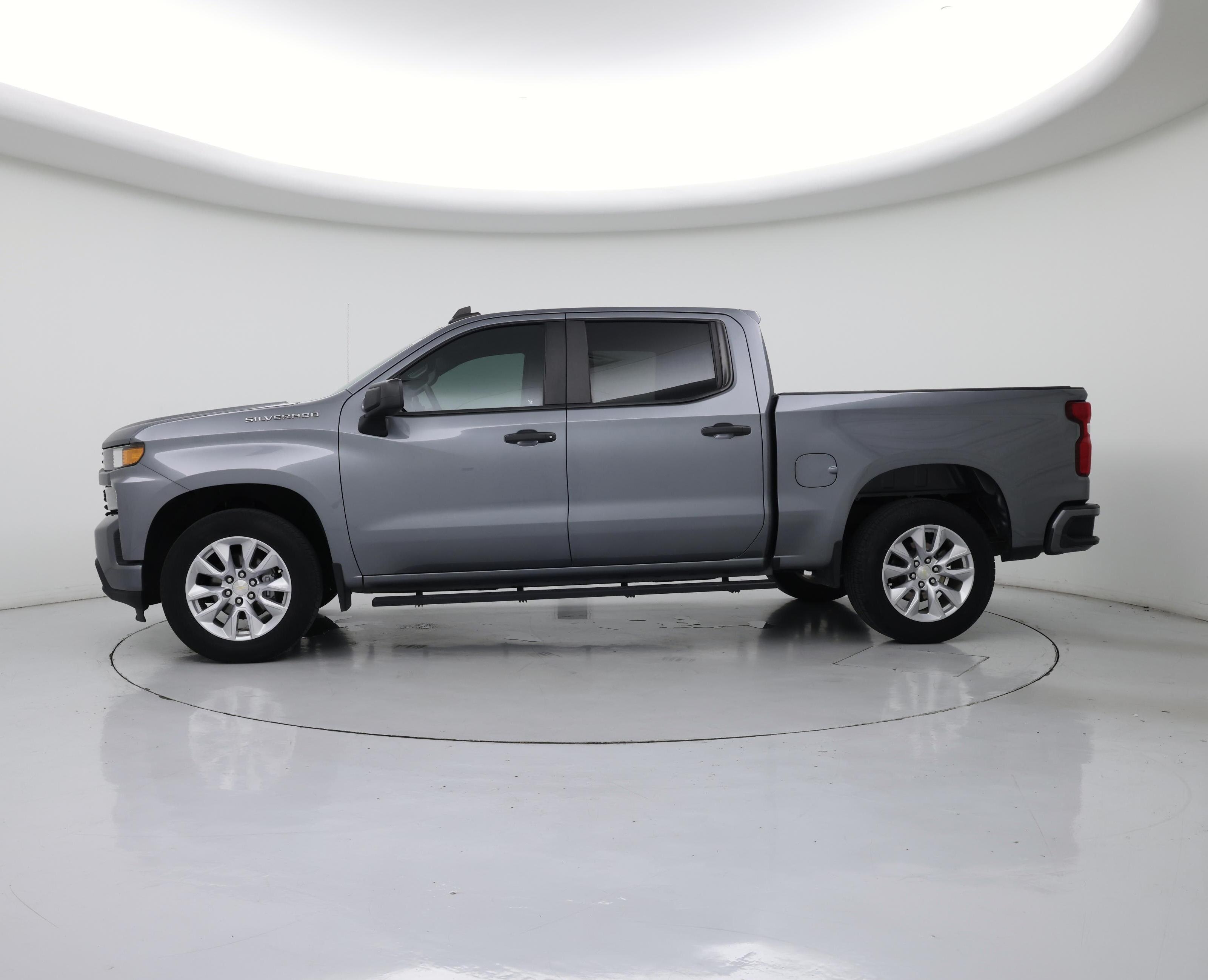 Thumbnail: 2020 Chevrolet Silverado 1500 - 3