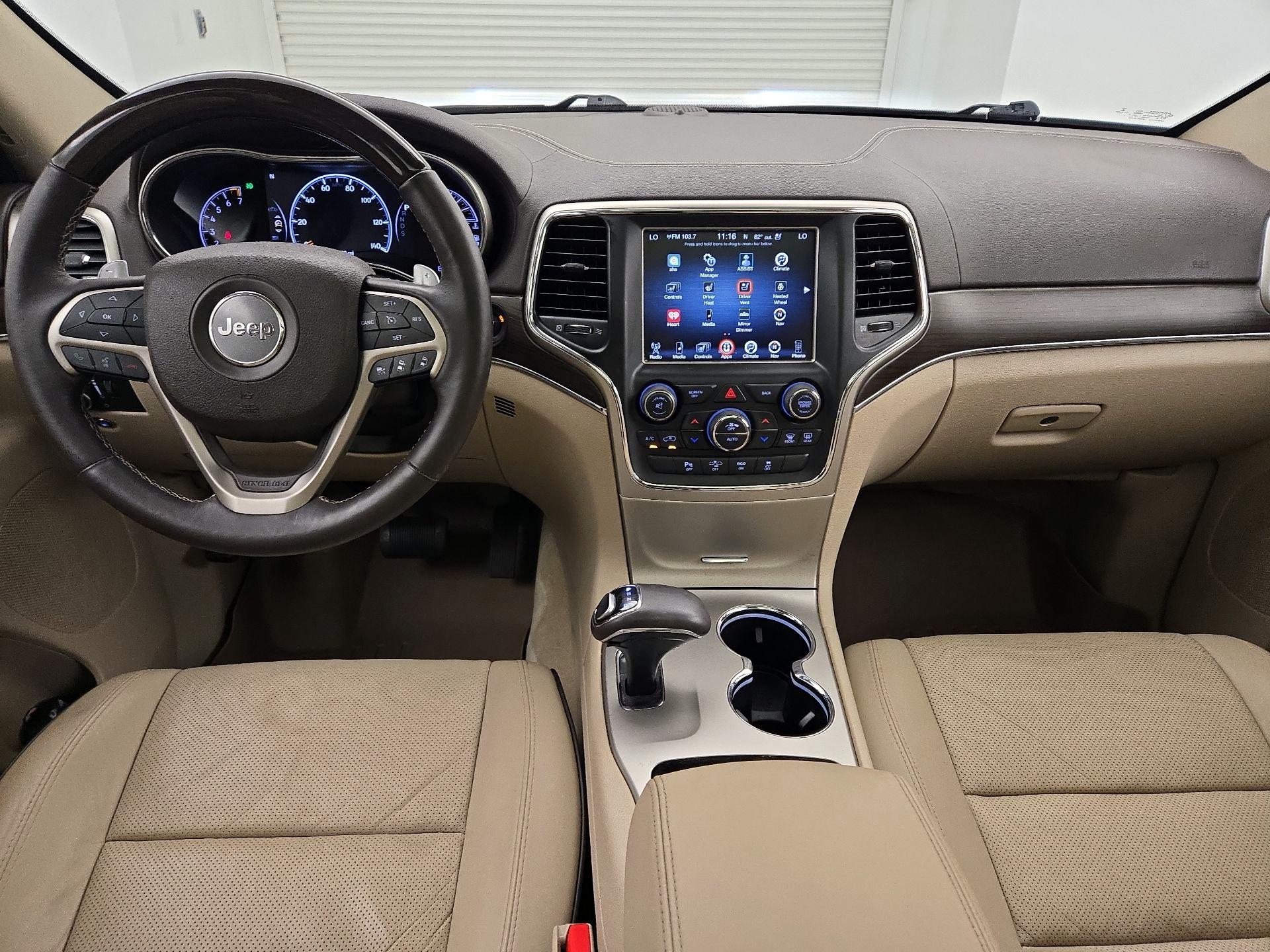 Thumbnail: 2015 Jeep Grand Cherokee - 9