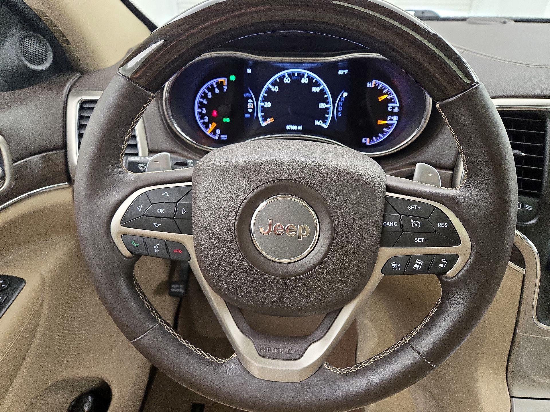 Thumbnail: 2015 Jeep Grand Cherokee - 10