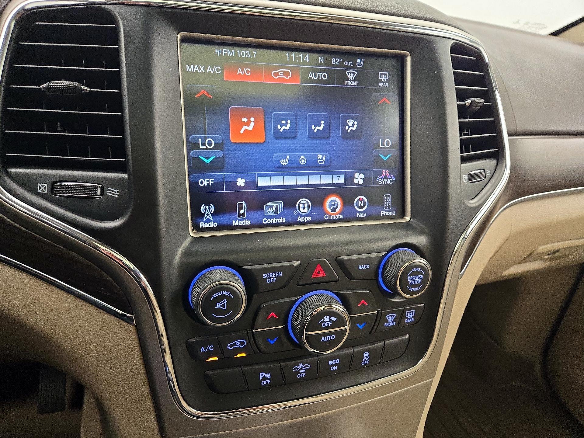 Thumbnail: 2015 Jeep Grand Cherokee - 17