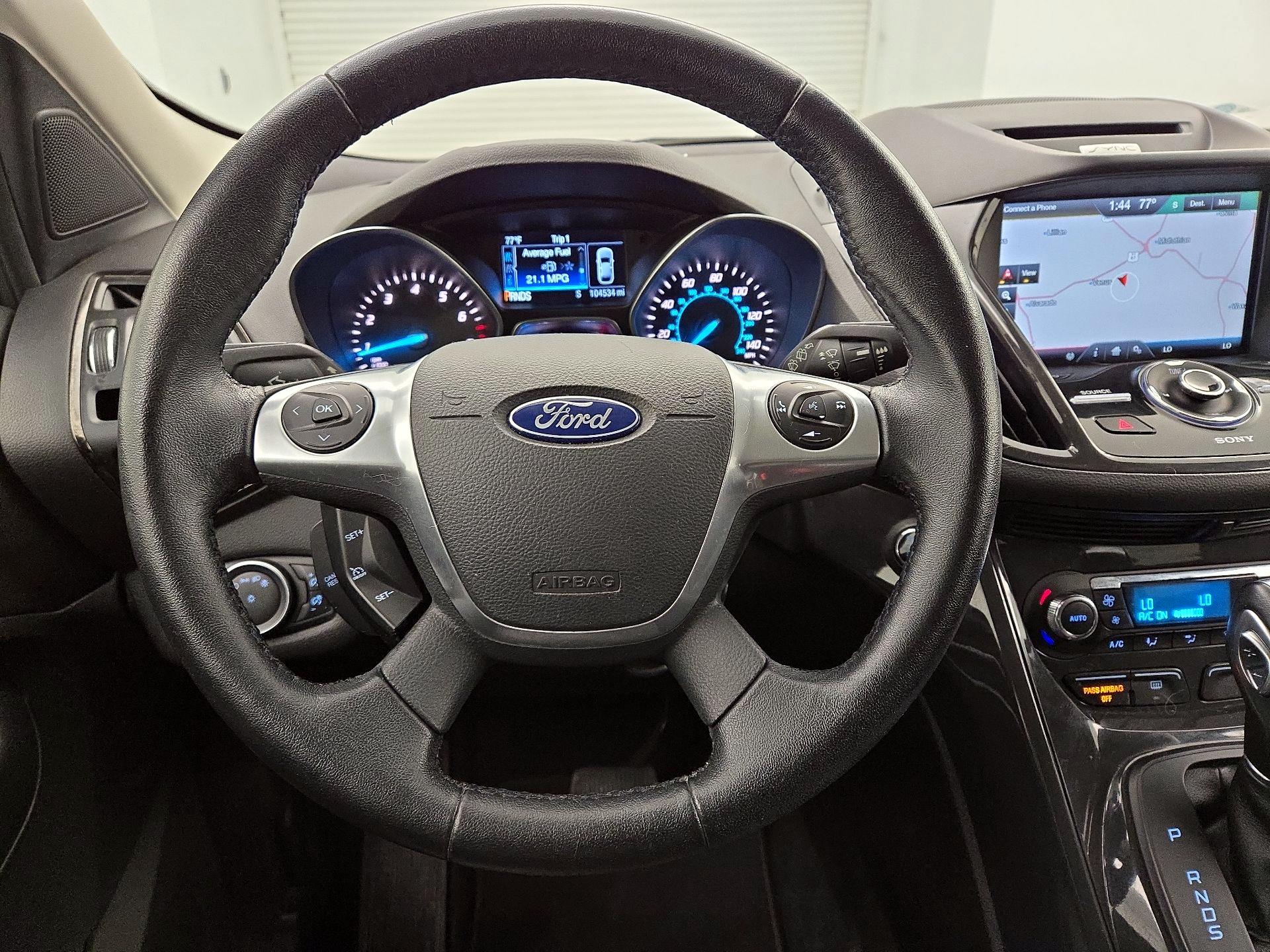 Thumbnail: 2015 Ford Escape - 10