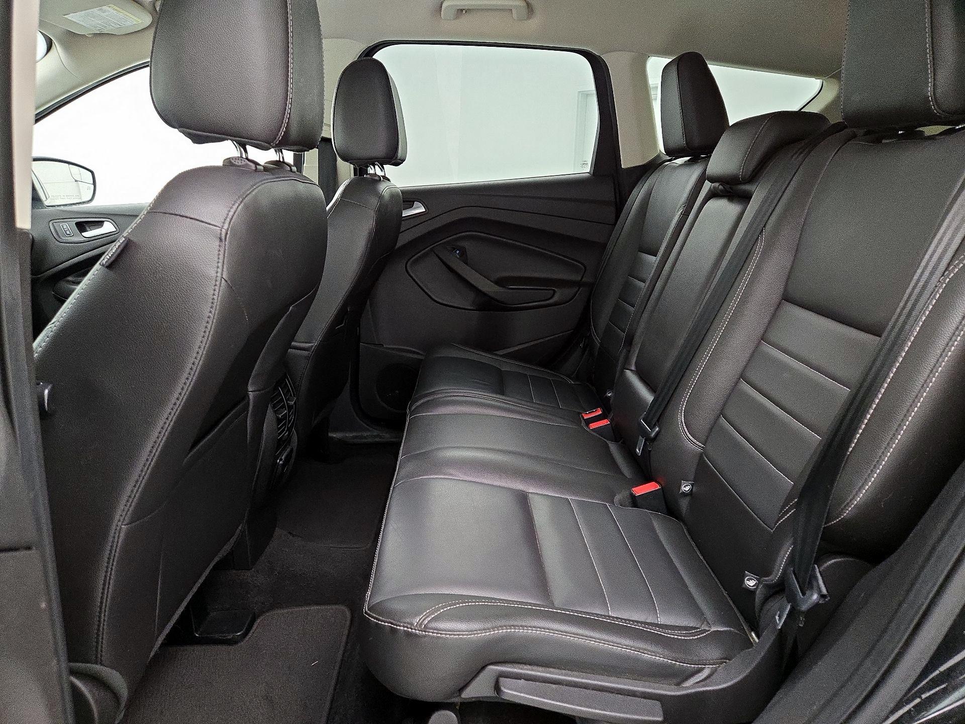 Thumbnail: 2015 Ford Escape - 19