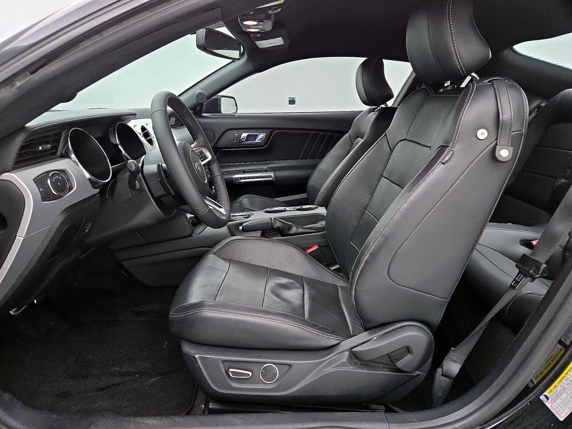 Thumbnail: 2016 Ford Mustang - 11