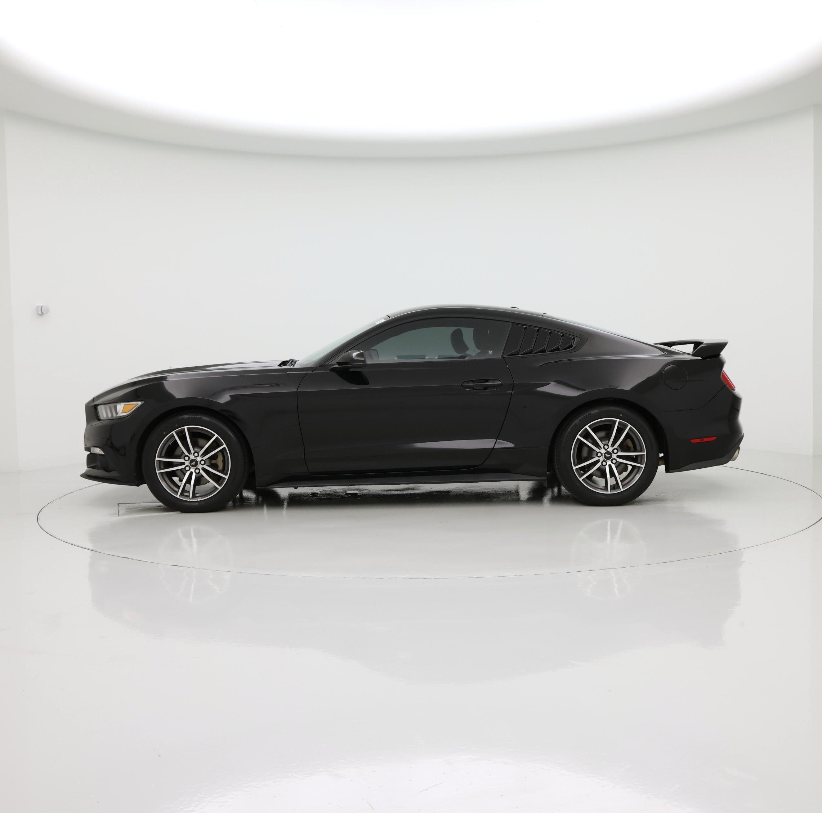 Thumbnail: 2016 Ford Mustang - 3