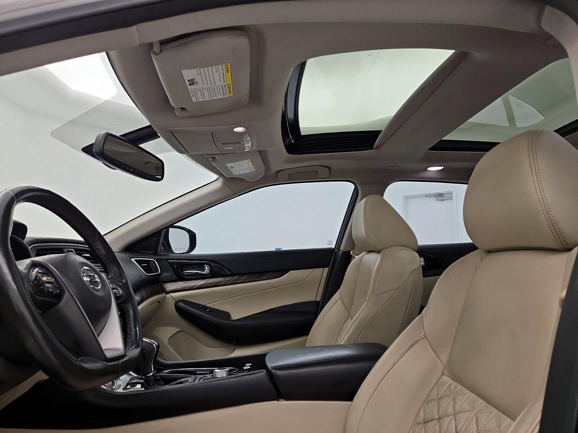 Thumbnail: 2016 Nissan Maxima - 20