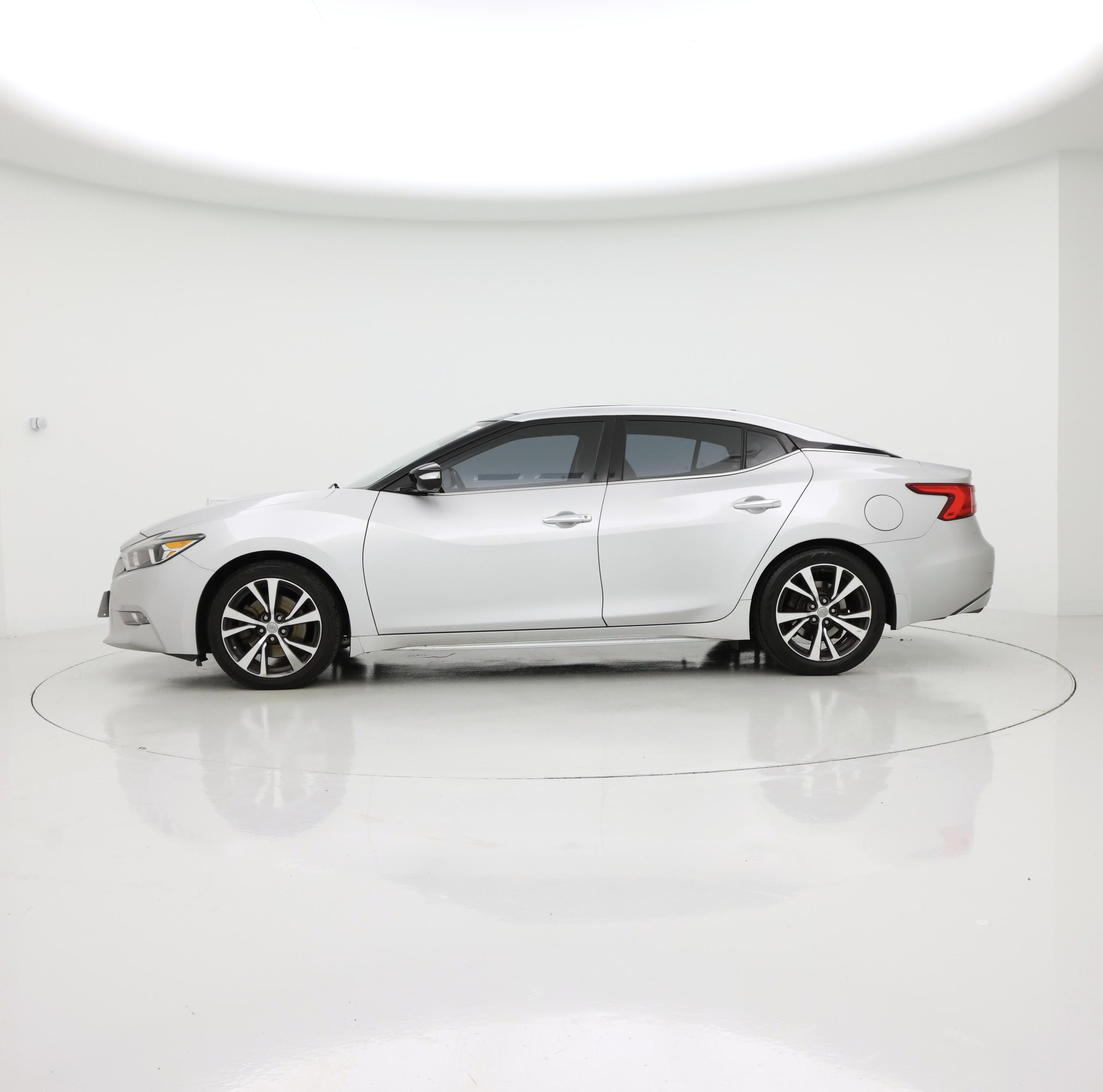 Thumbnail: 2016 Nissan Maxima - 3