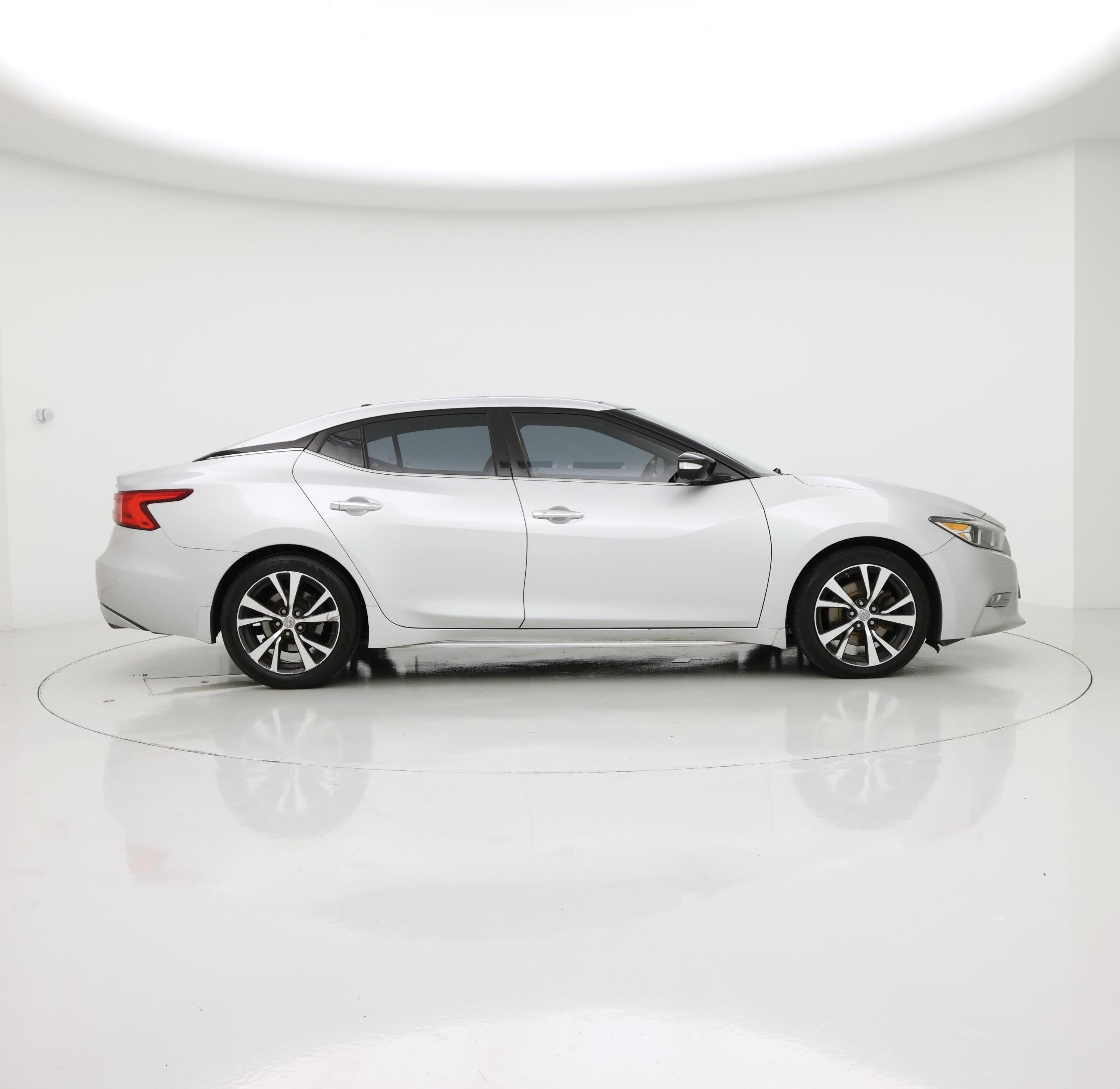 Thumbnail: 2016 Nissan Maxima - 7