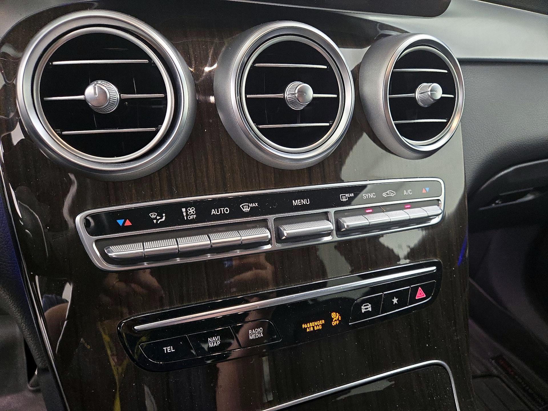 Thumbnail: 2021 Mercedes-Benz GLC - 16