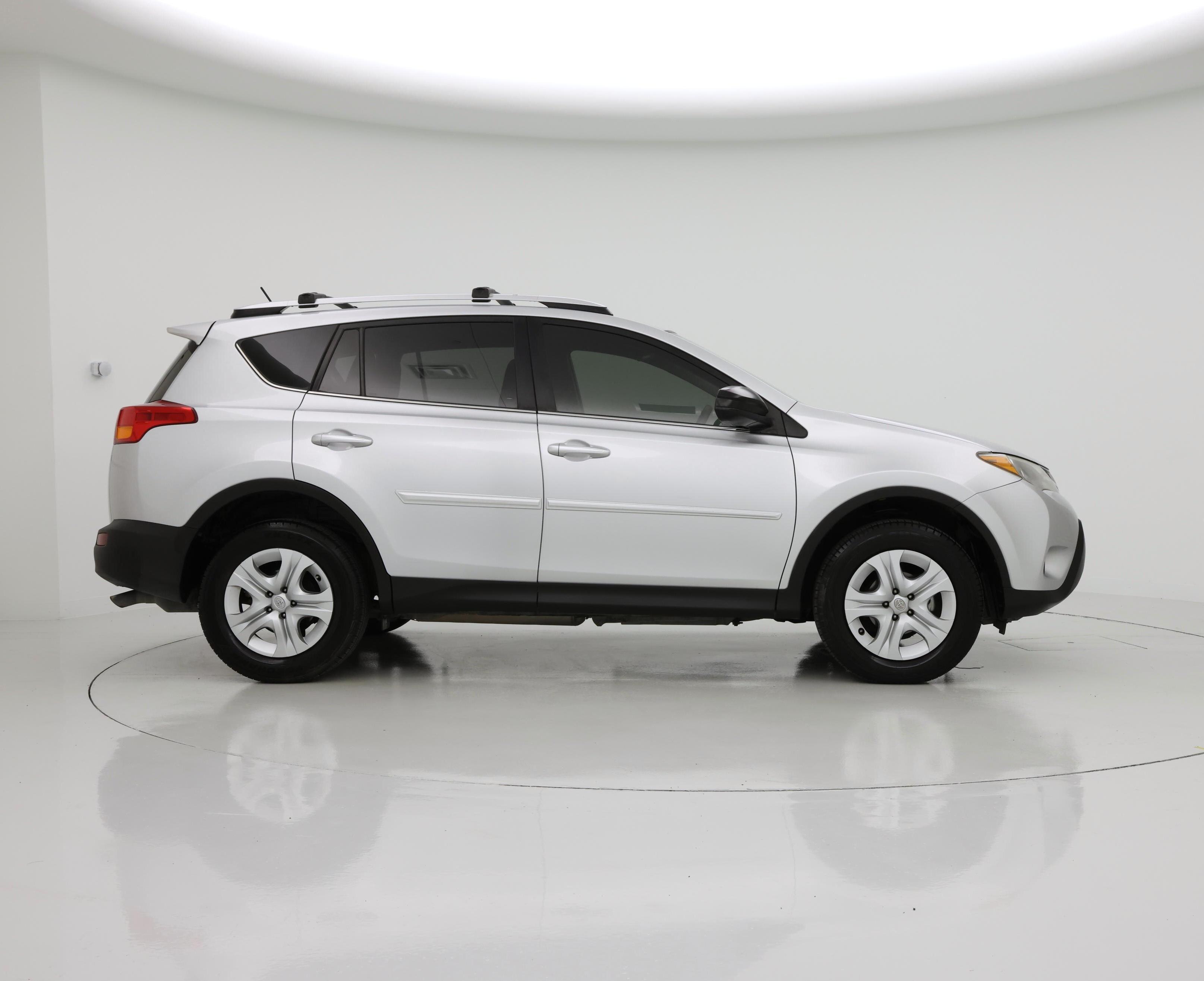 Thumbnail: 2015 Toyota RAV4 - 7