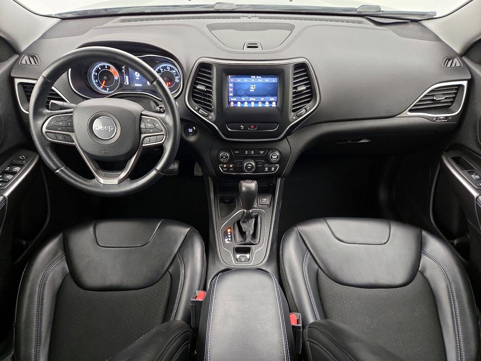 2019 Jeep Cherokee Latitude Plus - Photo 10