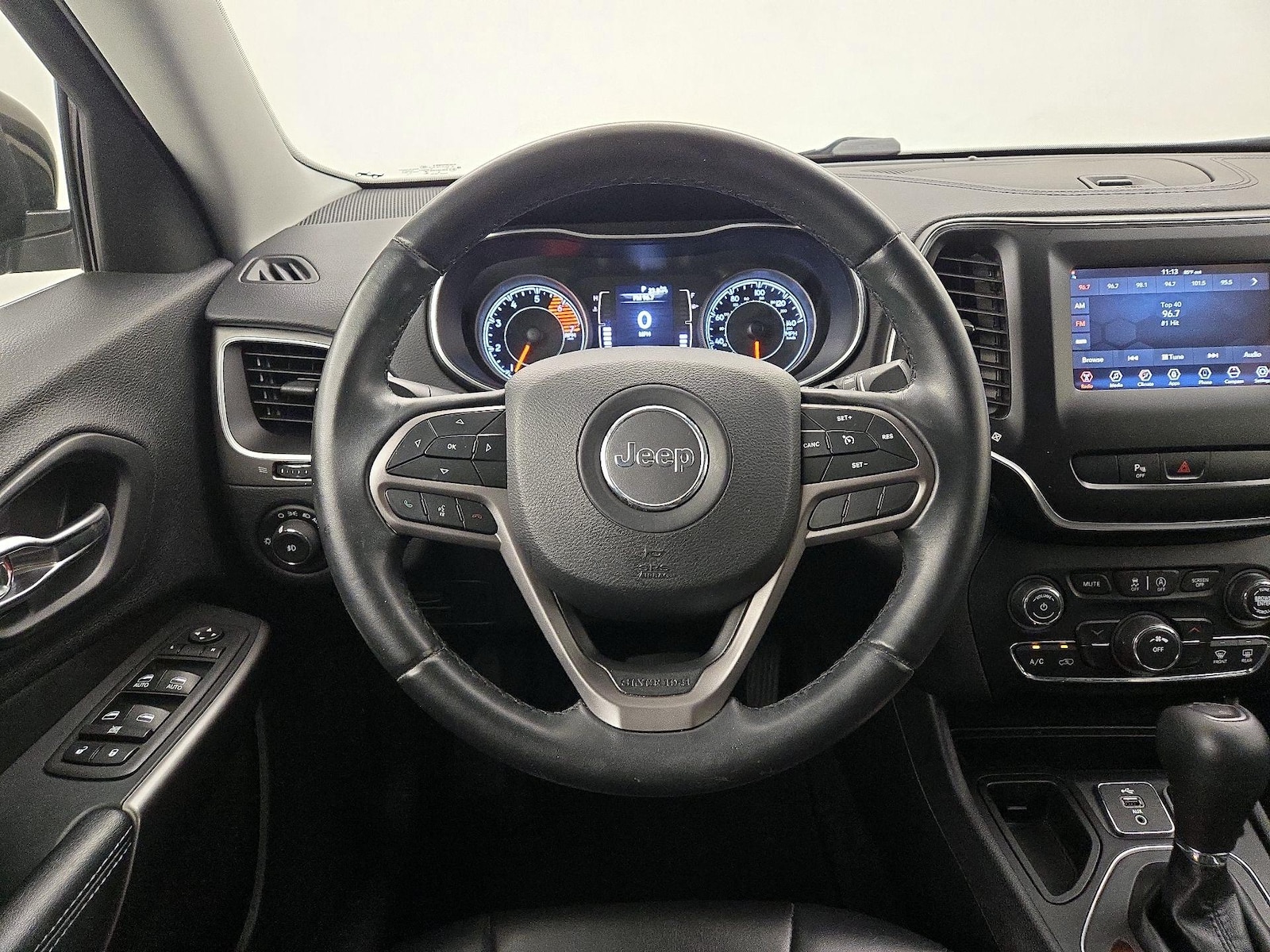 2019 Jeep Cherokee Latitude Plus - Photo 11